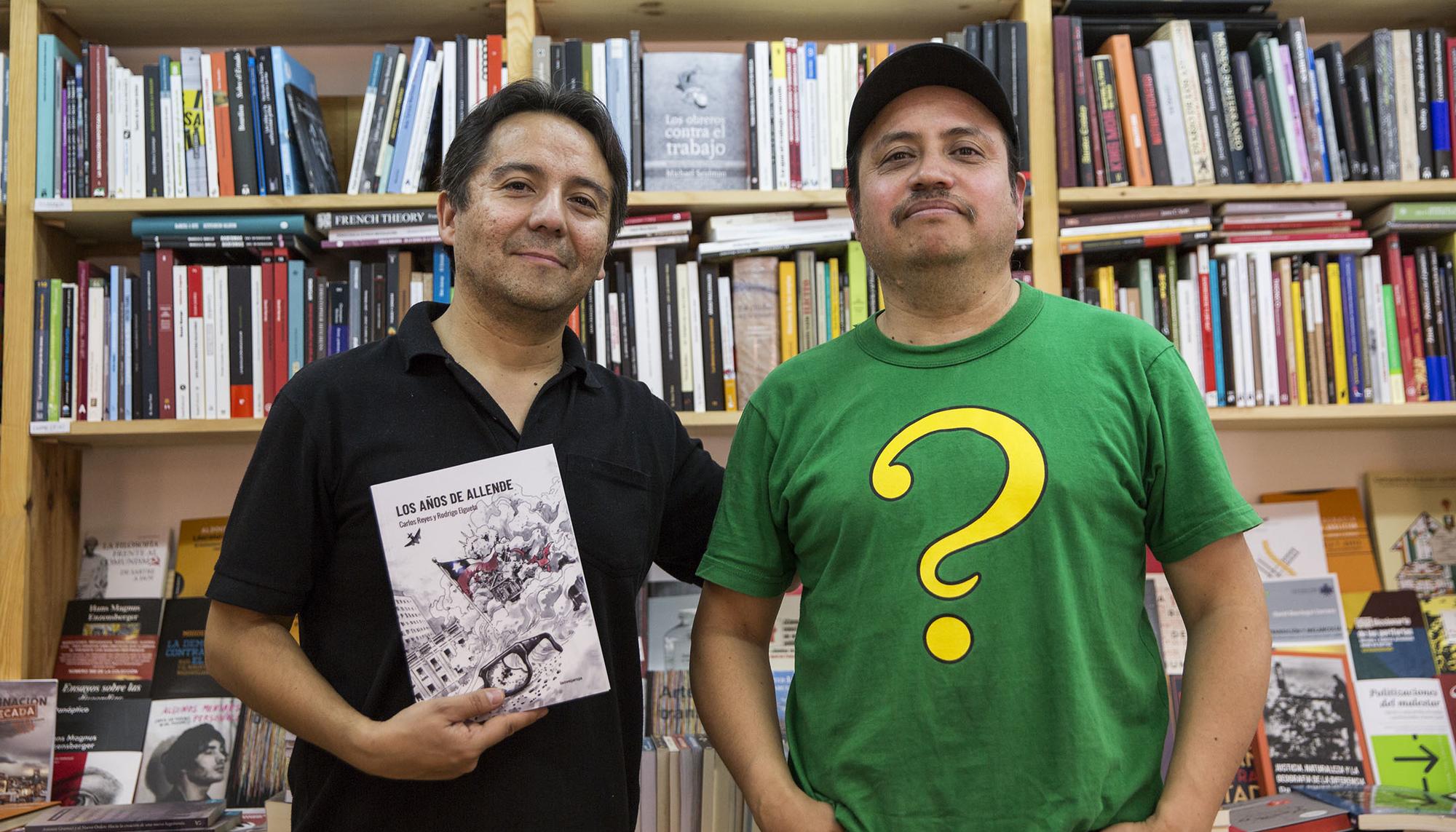 Rodrigo Elgueta y Carlos Reyes, autores del cómic ‘Los años de Allende’