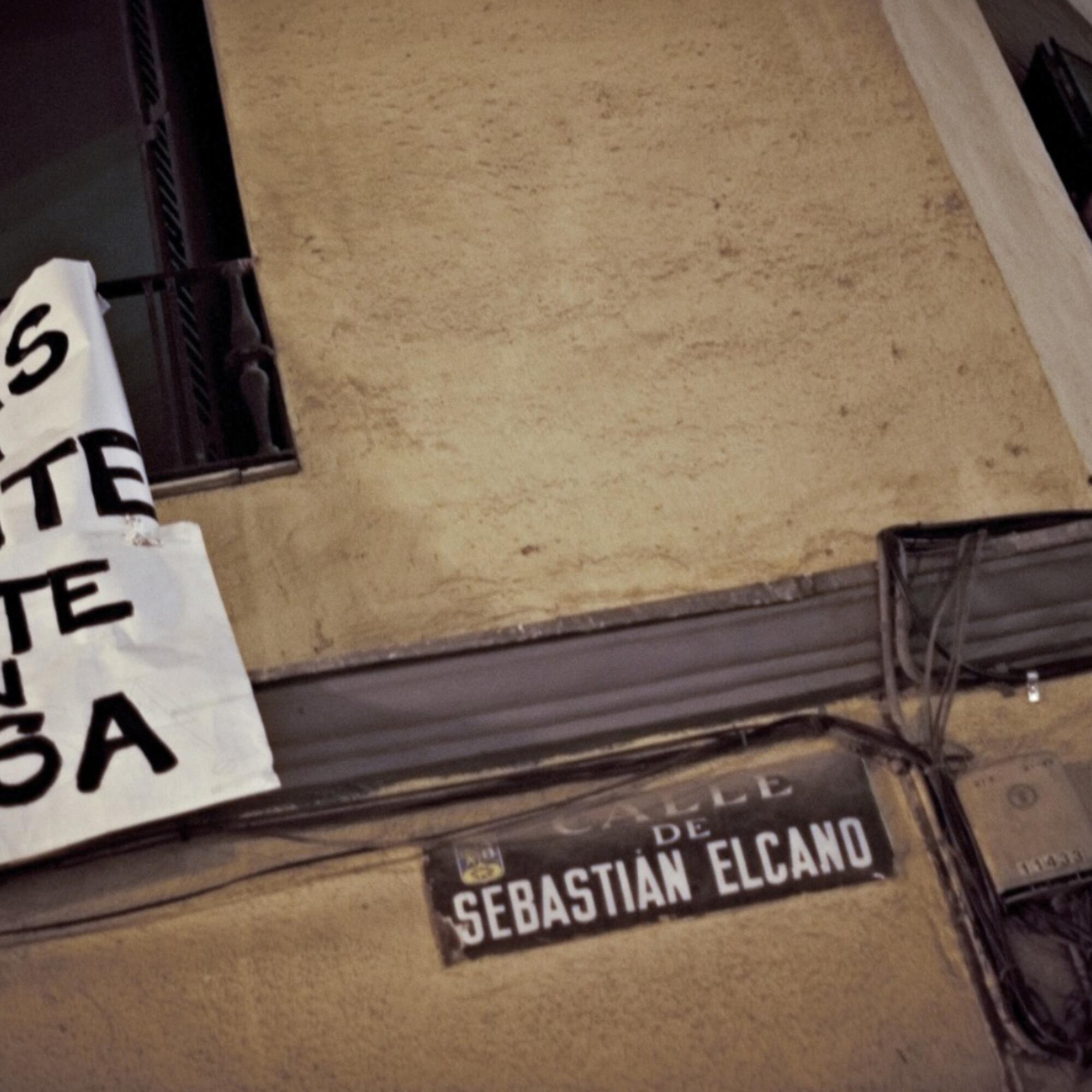 Pancarta Casas sin gente gente sin casas