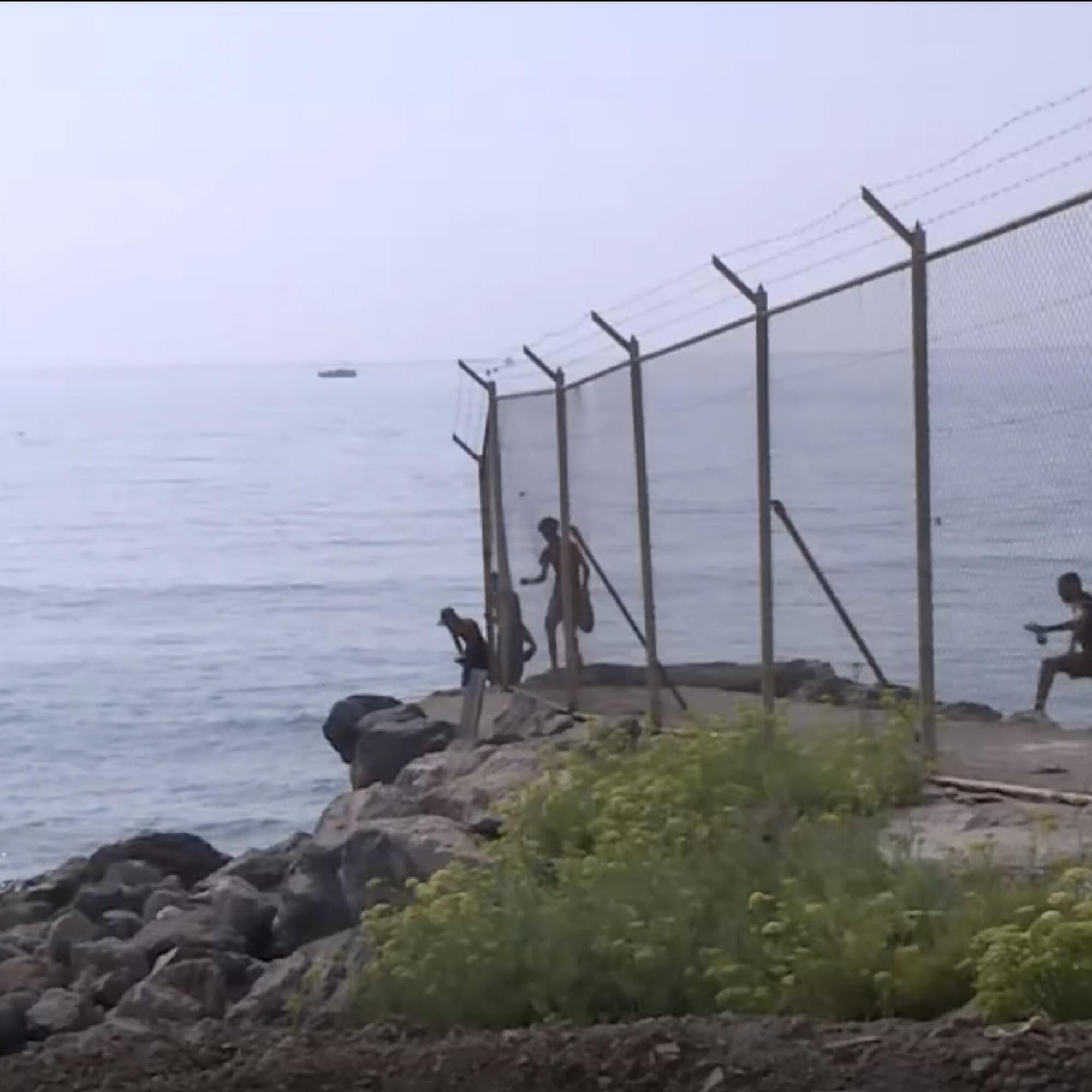 Paso migrantes Ceuta  30-07-2026 2