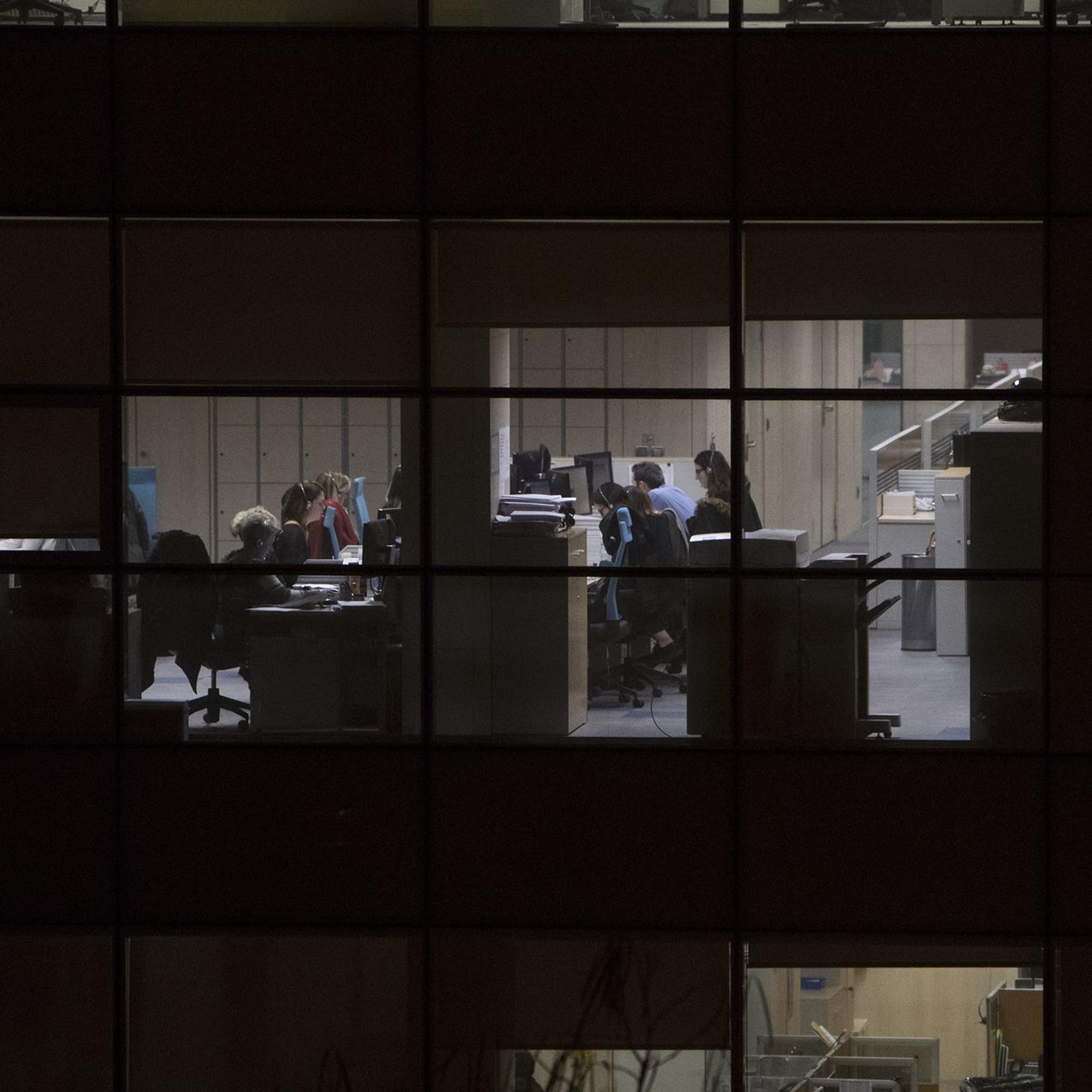 Trabajo oficina noche Madrid