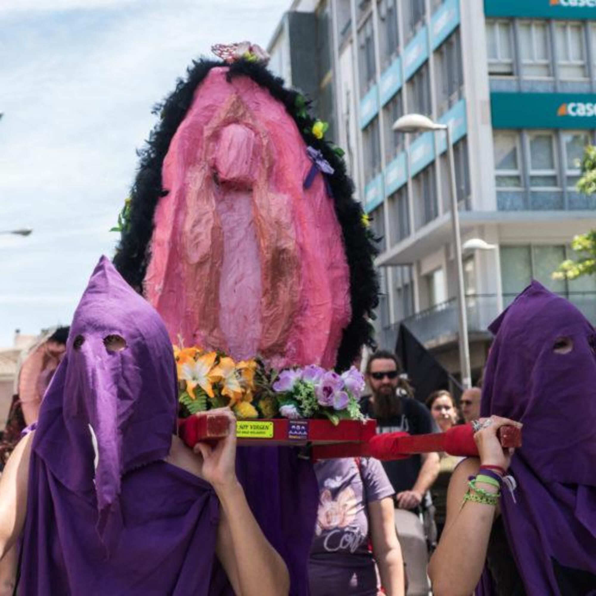 Procesión Coño Insumiso Sevilla