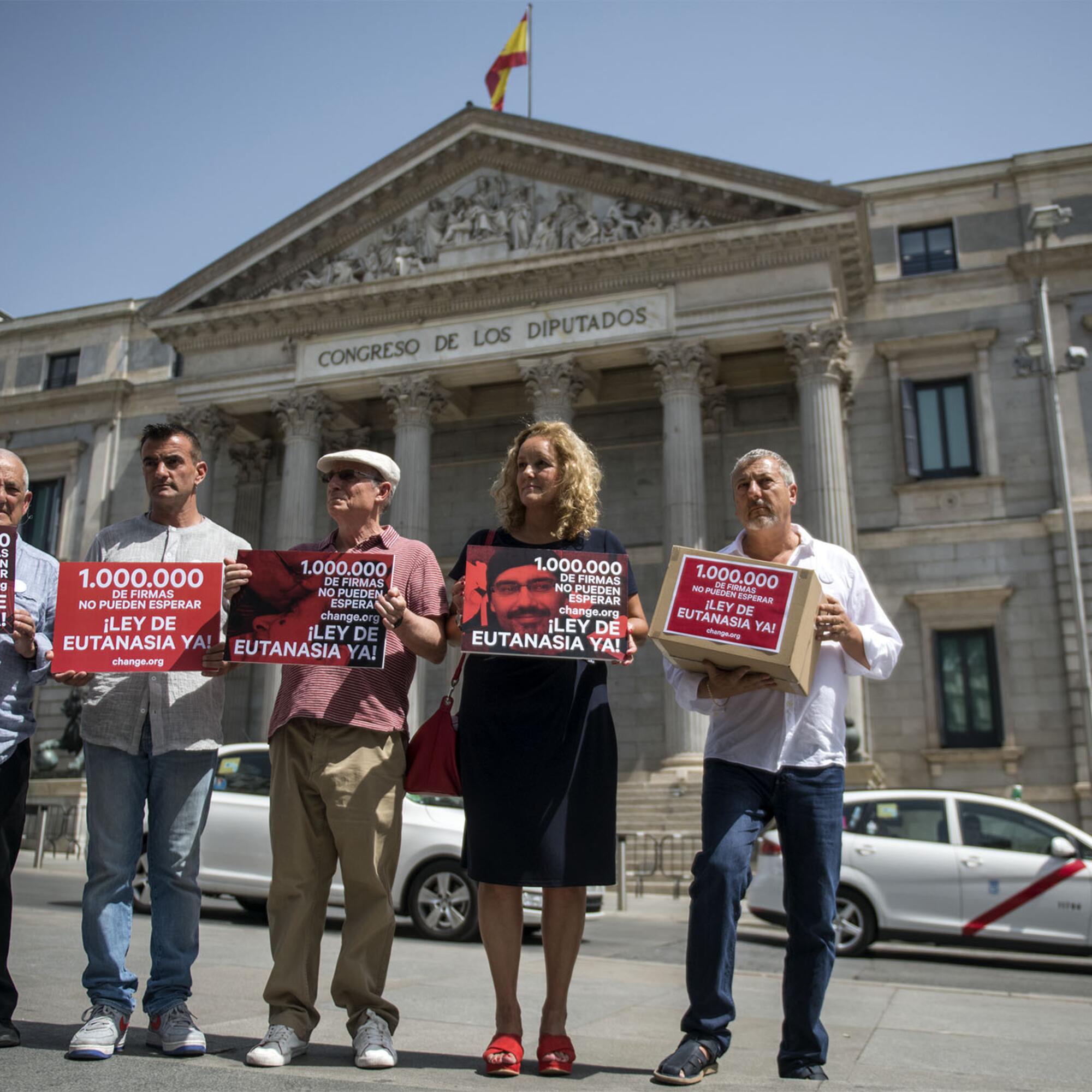 Un millón de firmas en el Congreso para despenalizar la eutanasia