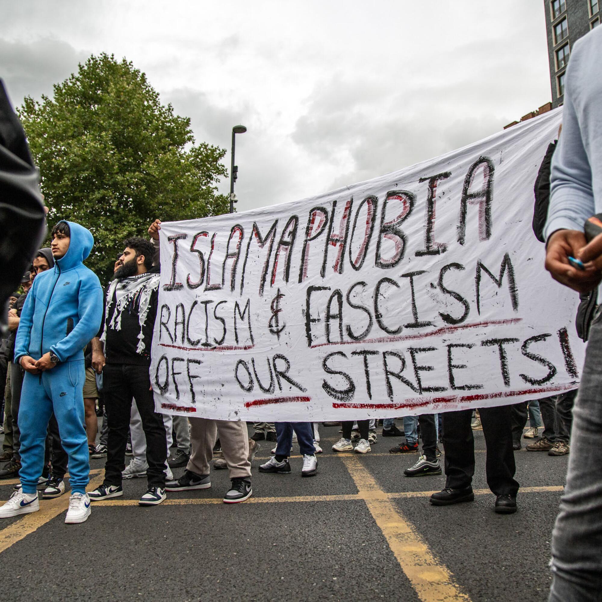 Manifestación antirracista Londres 07-08-24 - 2