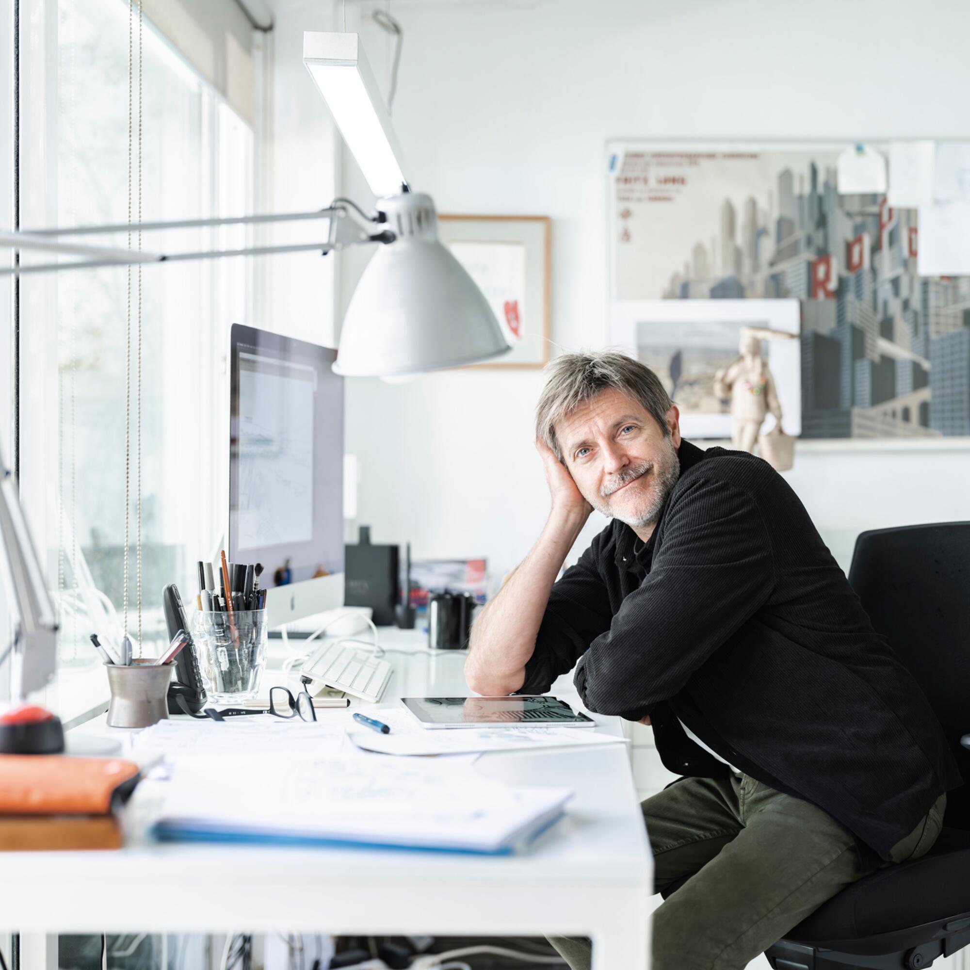 El autor de cómic Paco Roca