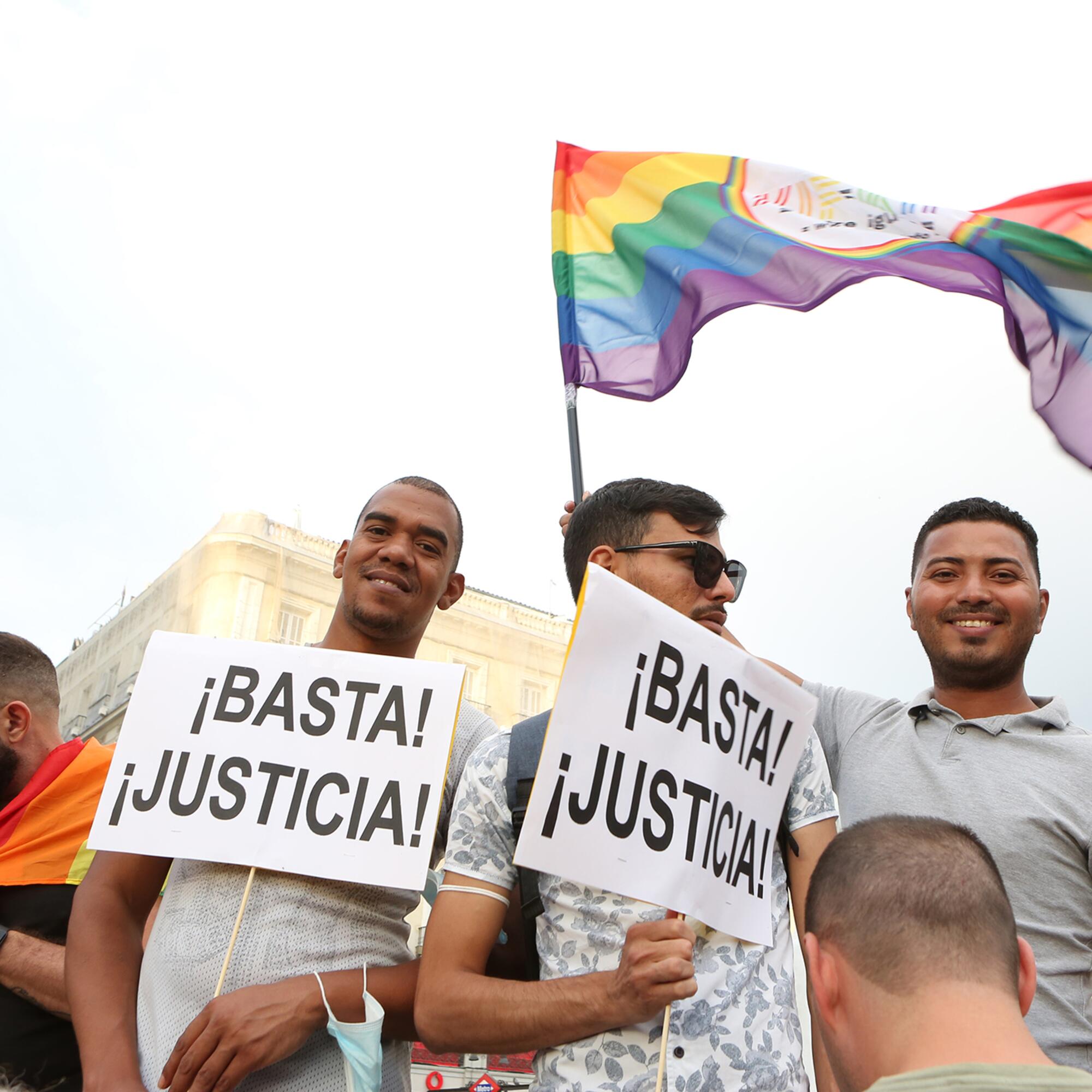 Concentración en Sol de colectivos LGTBI contra los ataques homófofos el 11 de sptiembre - 6