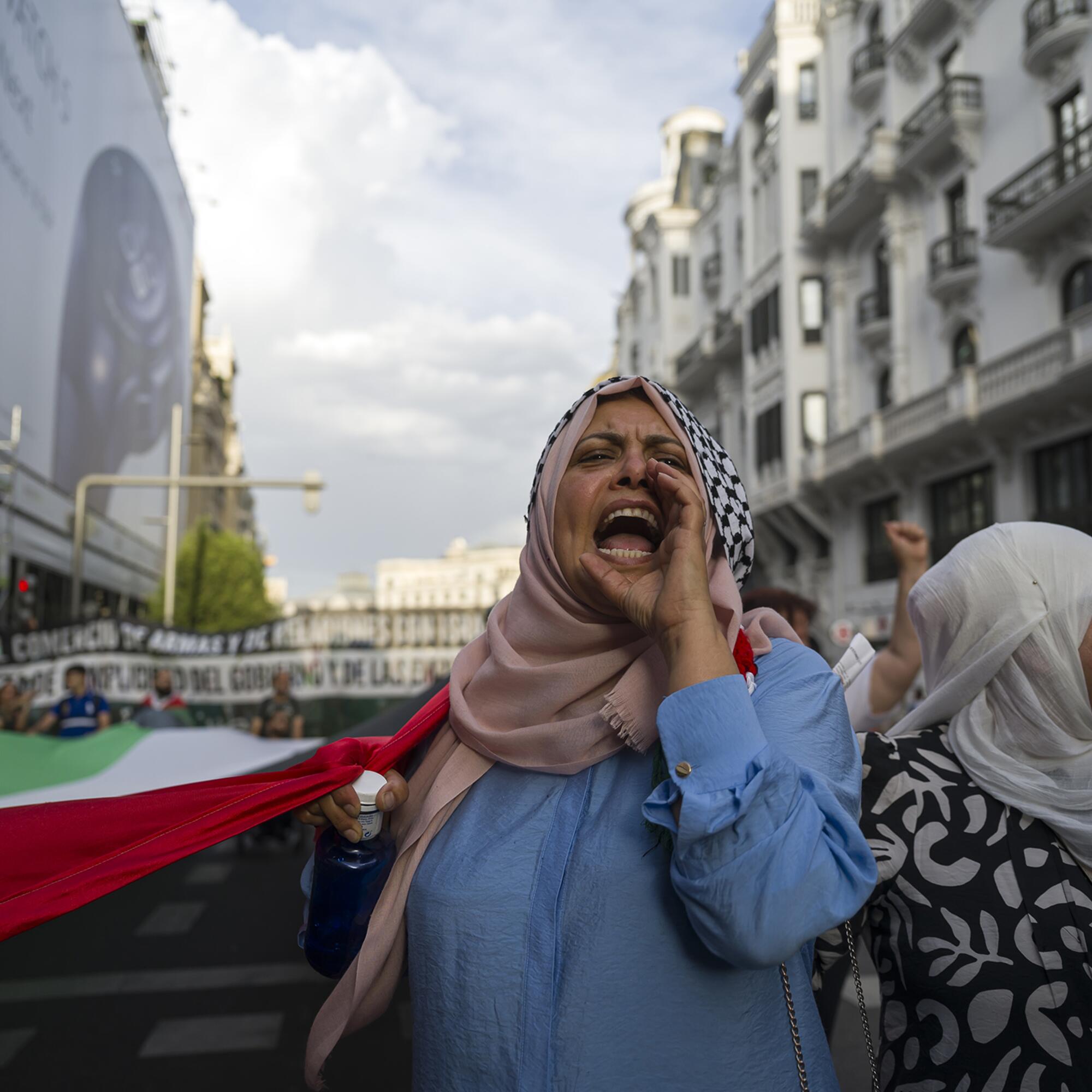 Gaza Cibeles Plza España - 11