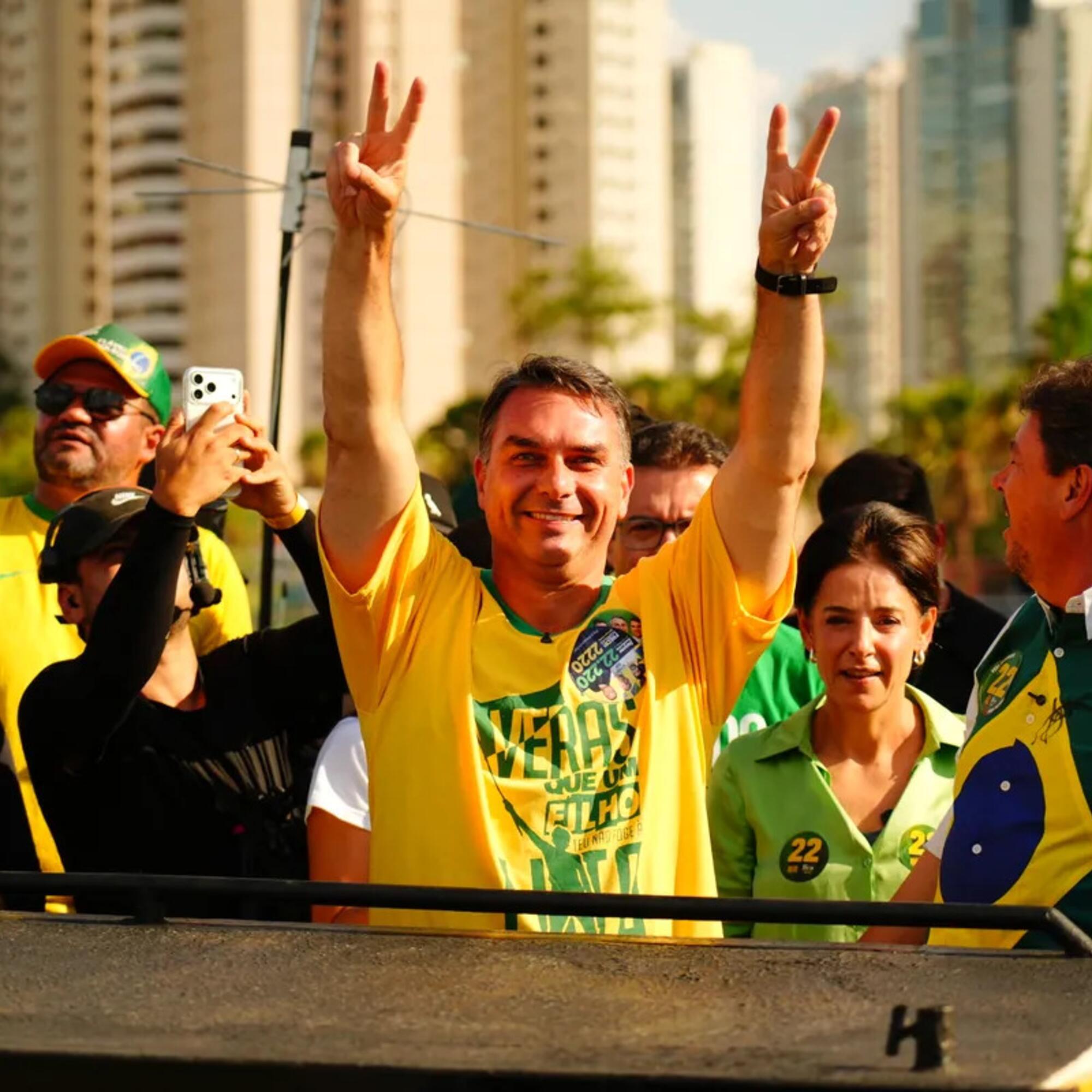 Flavio Bolsonaro cierre