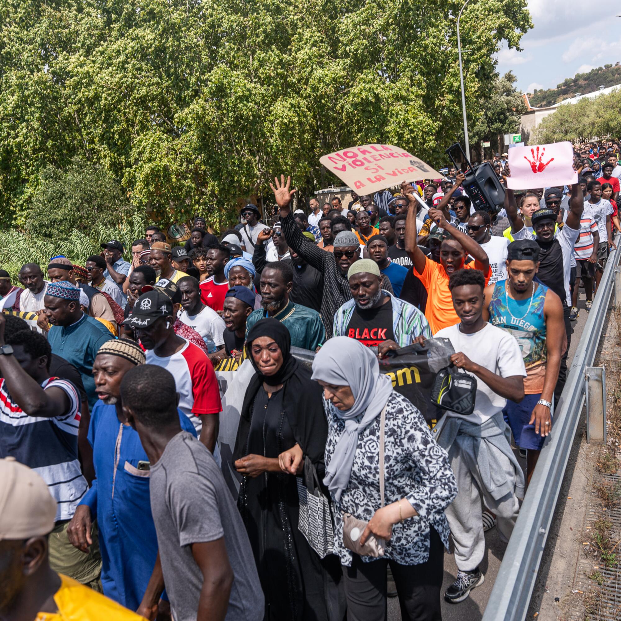 Manifestación Montornés por muerte de Mahamedi  - 5
