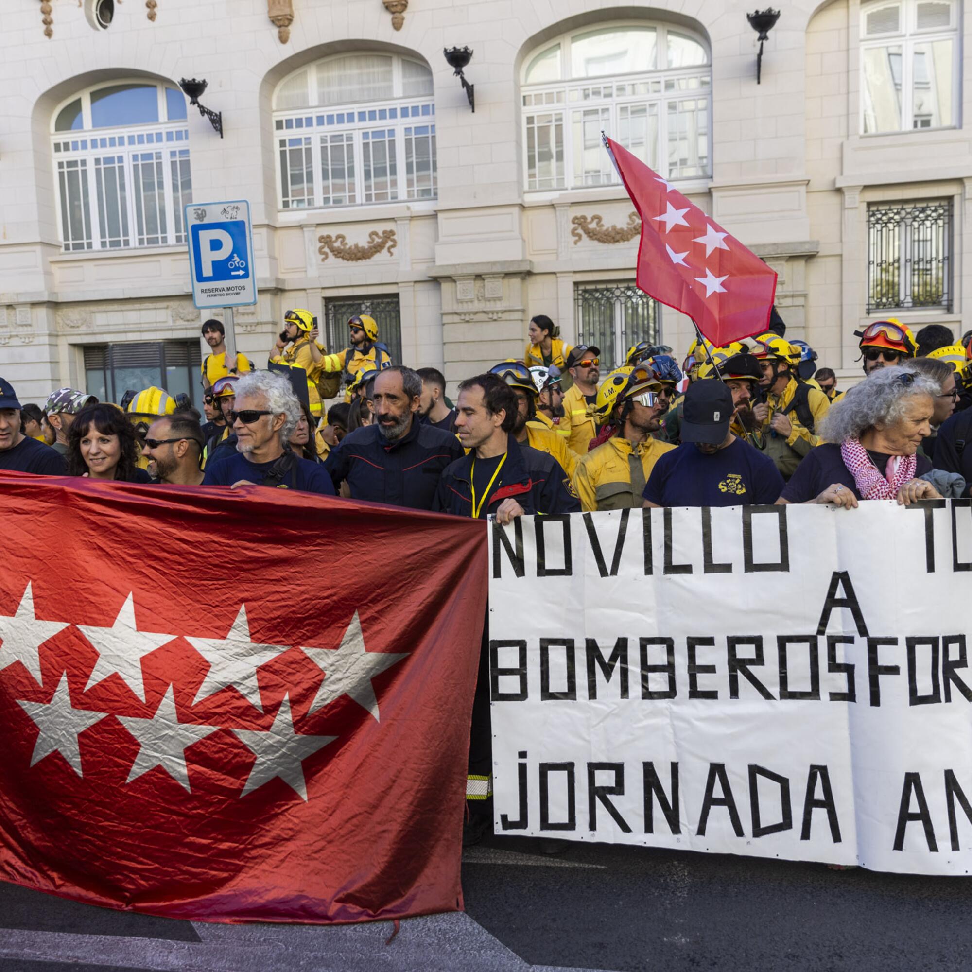 Manifestación bomberos forestales 18 octubre - 15