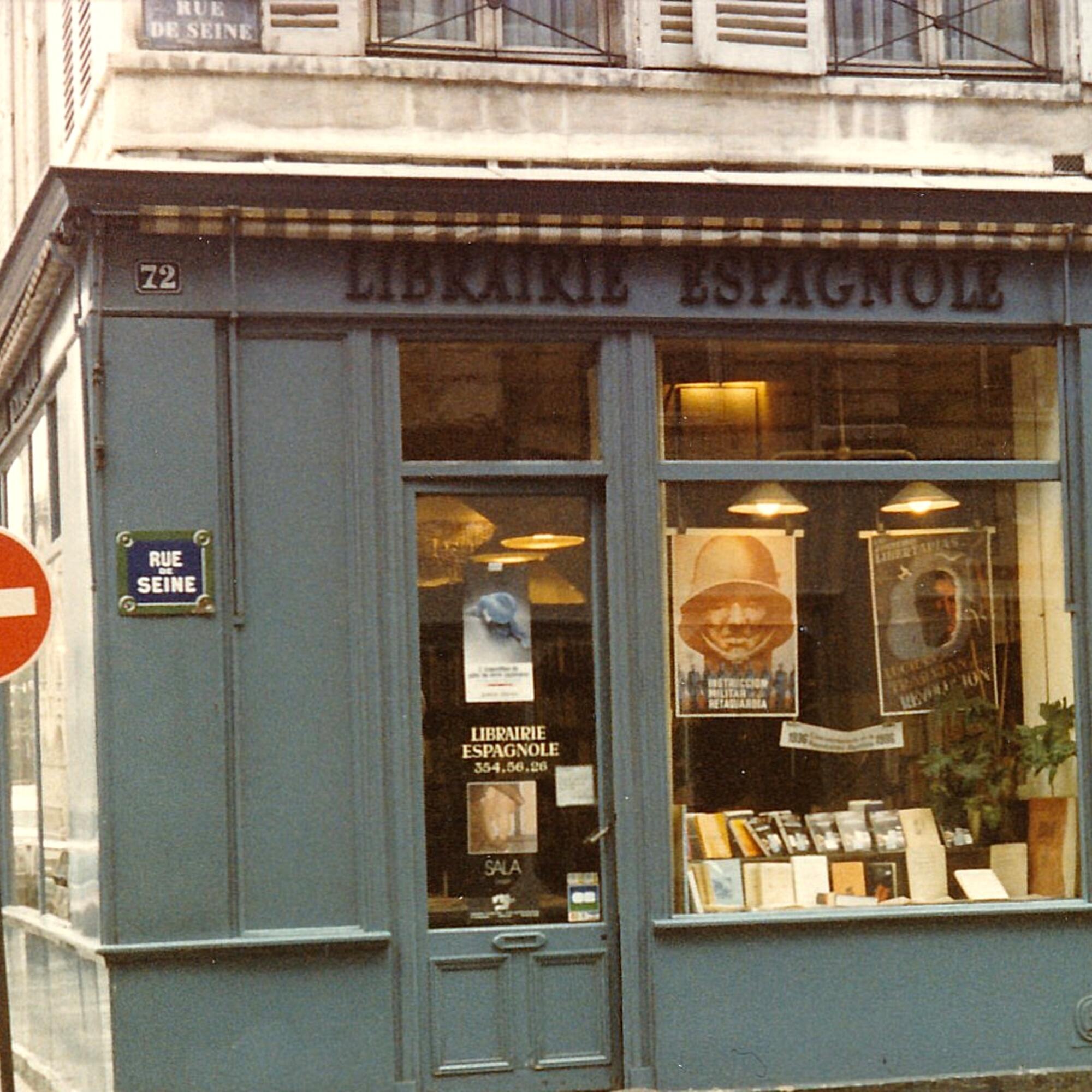 Librería española en el barrio latino de París en 1975