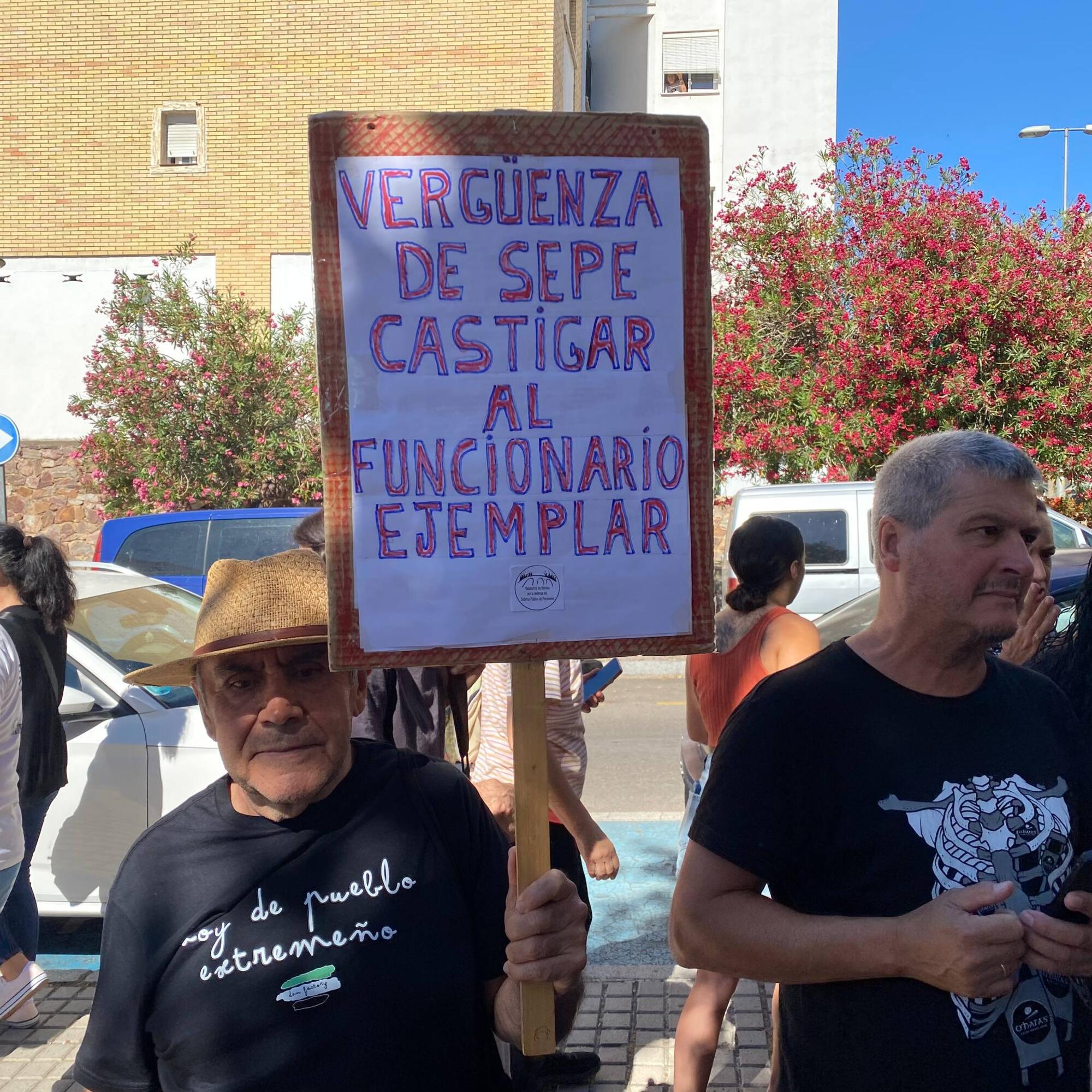 Concentración SEPE de Mérida