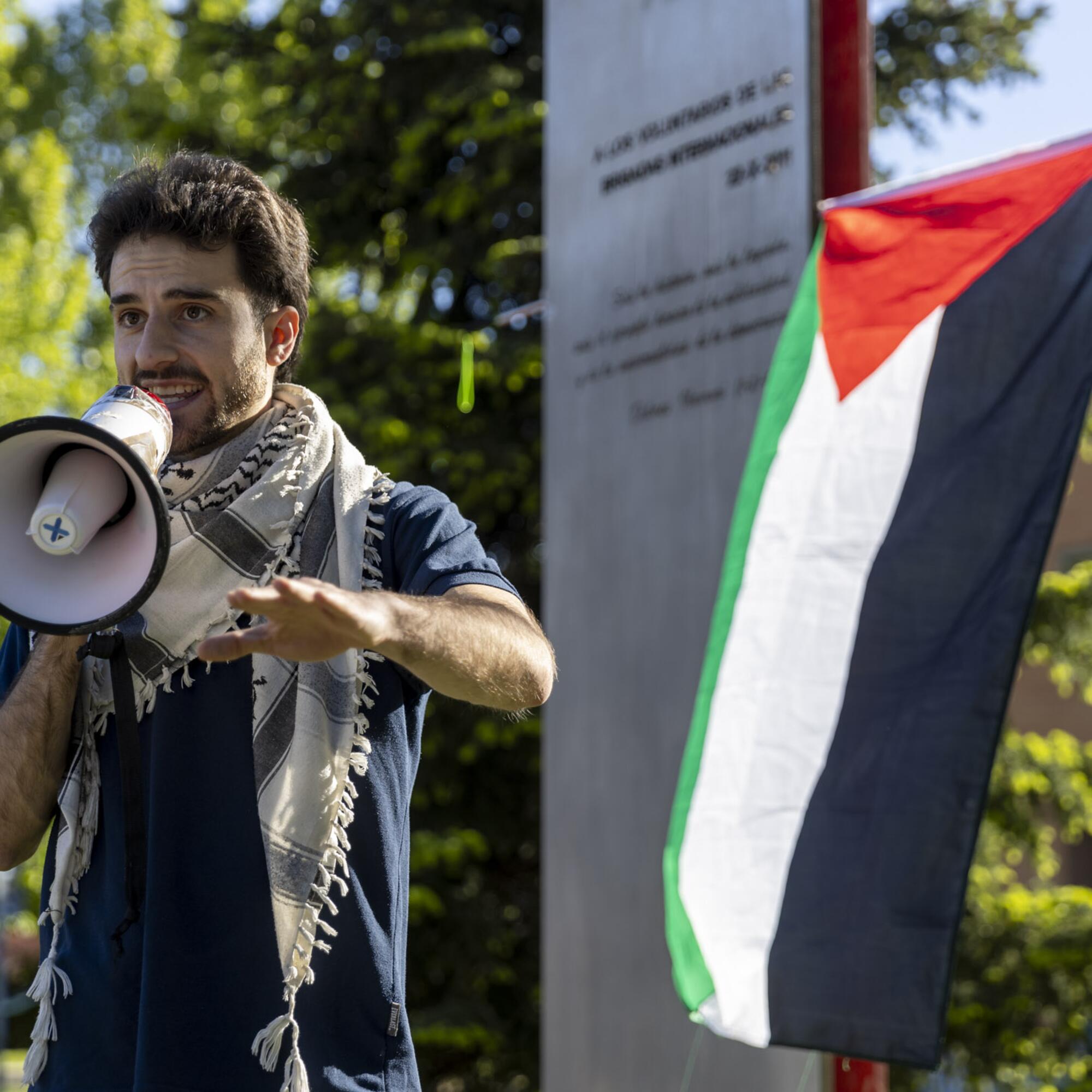 Acampada Palestina Complutense 14-05-25 - 7