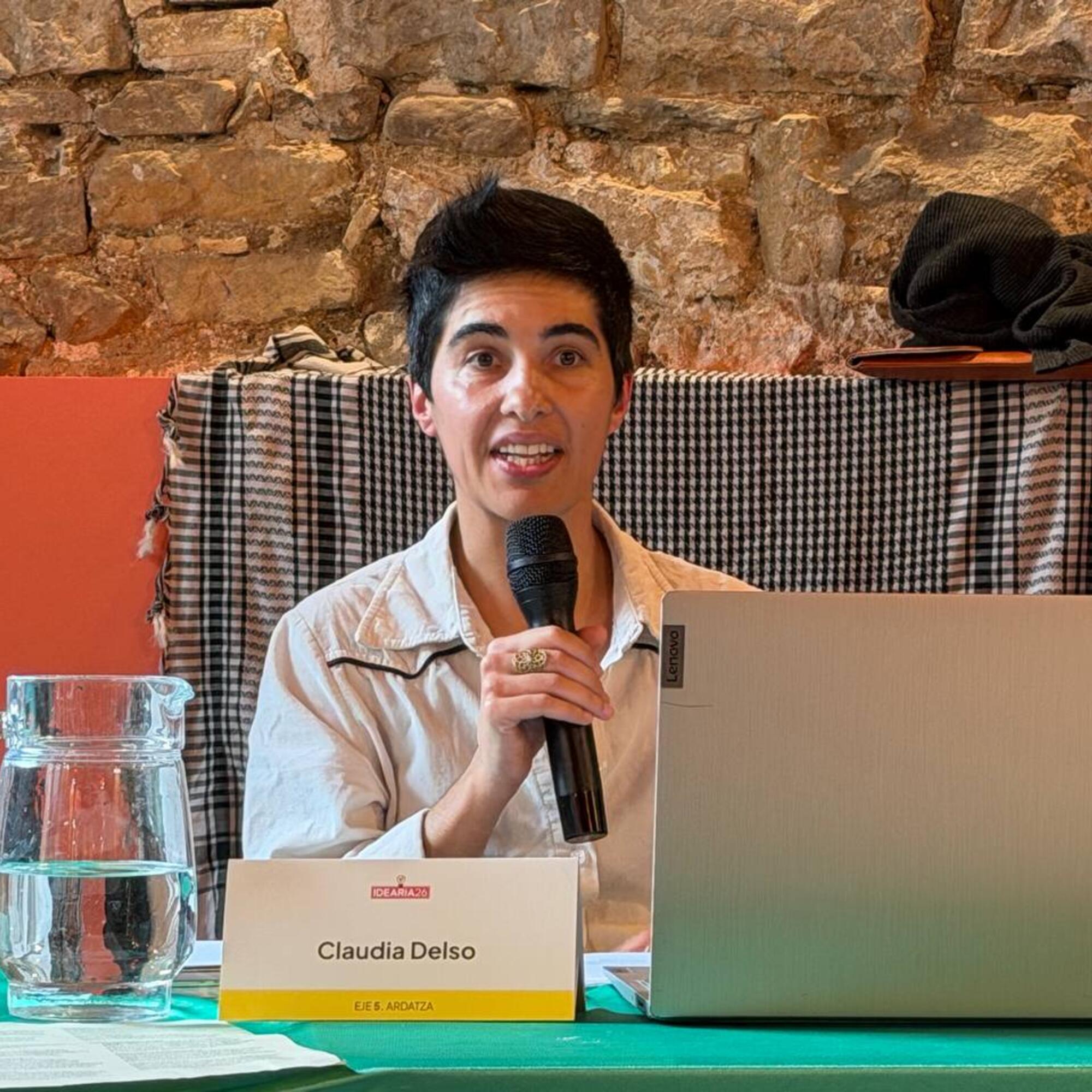 Claudia Delso en una ponencia sobre coproducción en Idearia 2026 (Autoría: Rubén Méndez)