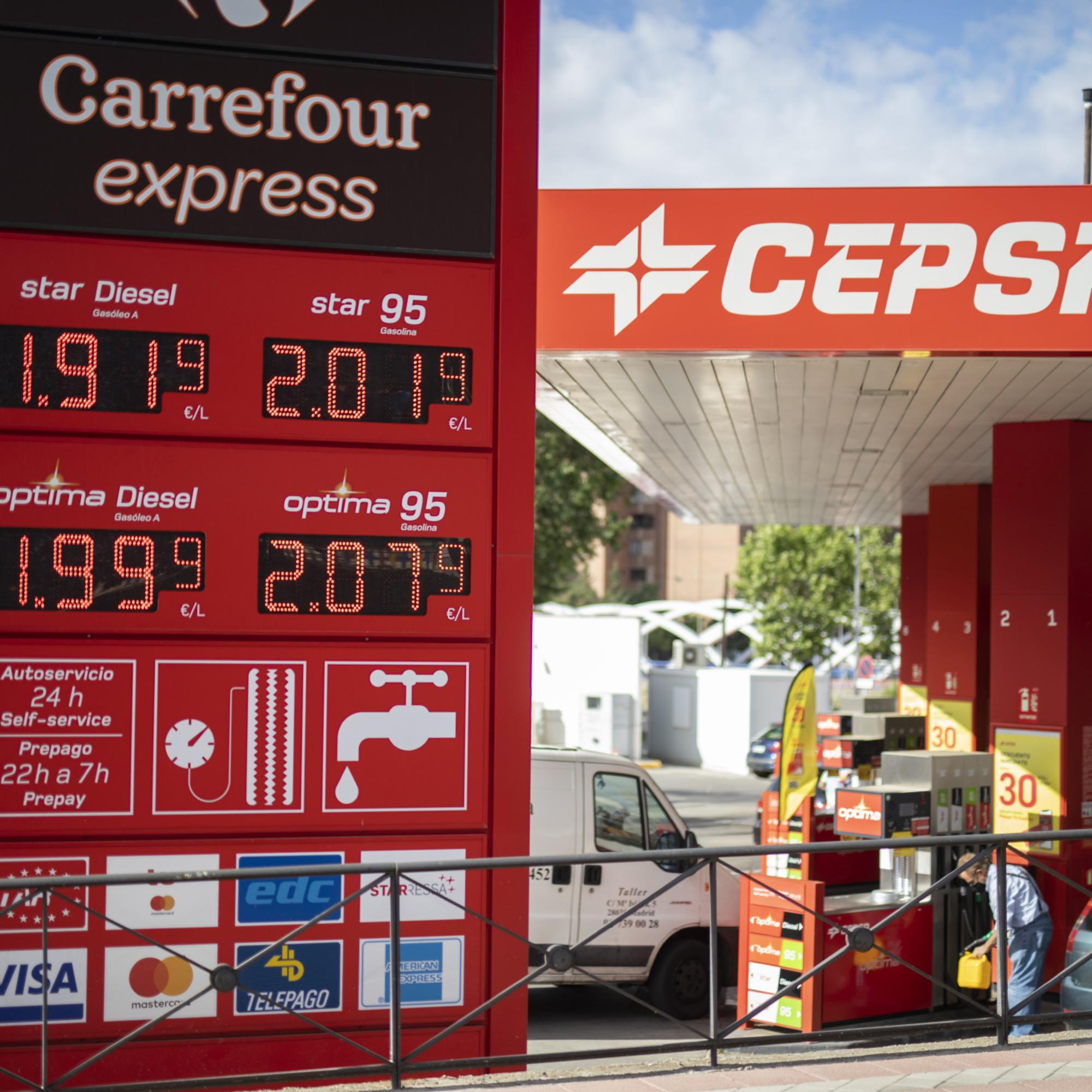 Cesta compra gasolina Revista 62