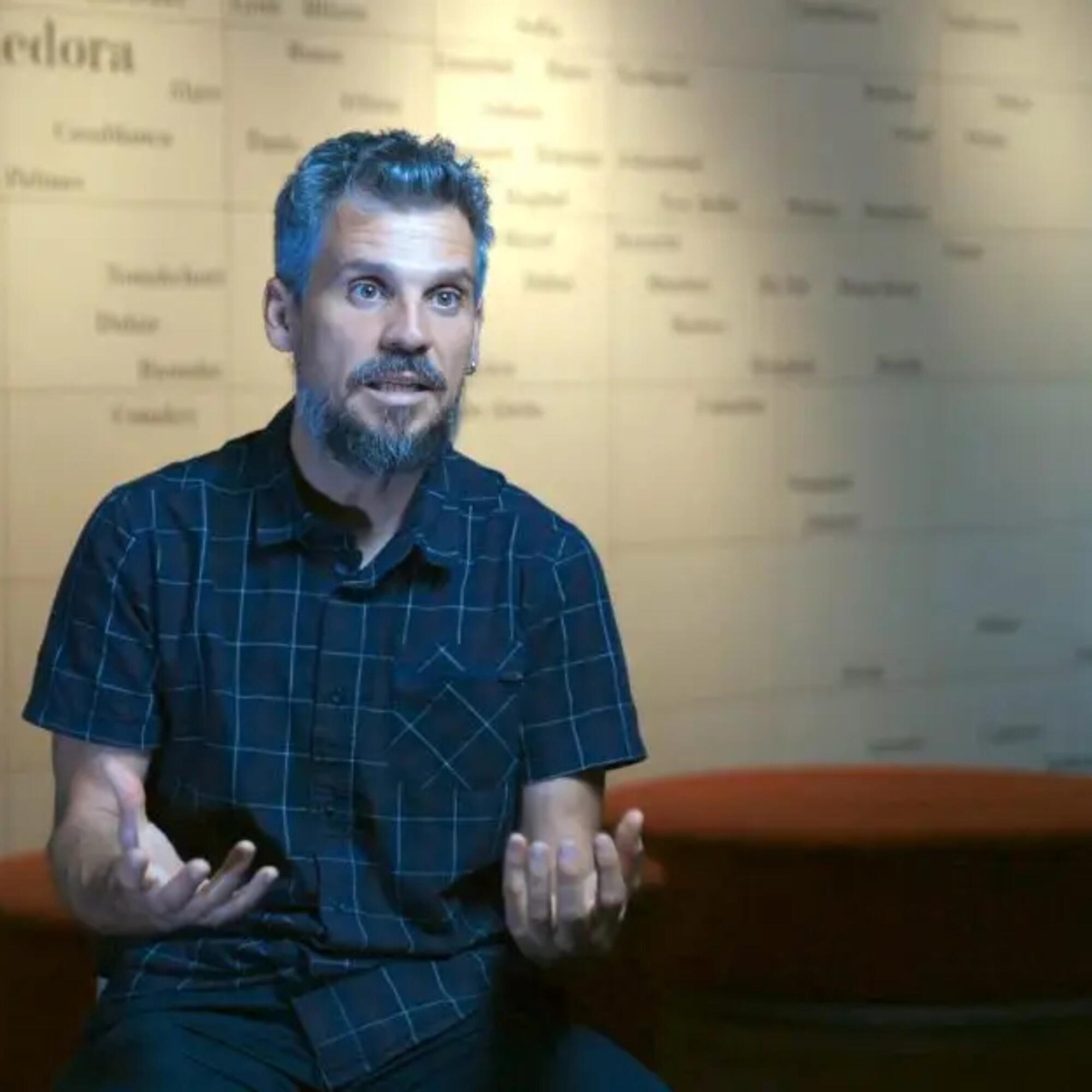 Álvaro Porro