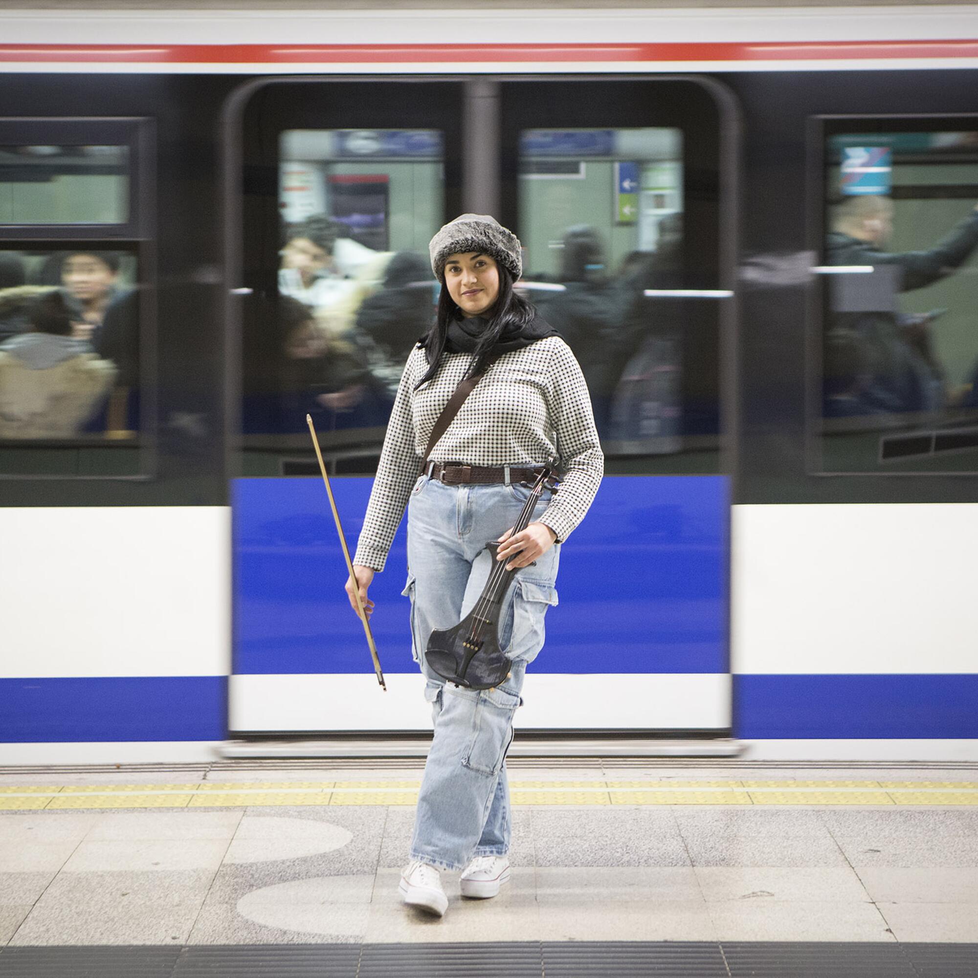La patria efimera del Metro Elvira Megías - 3