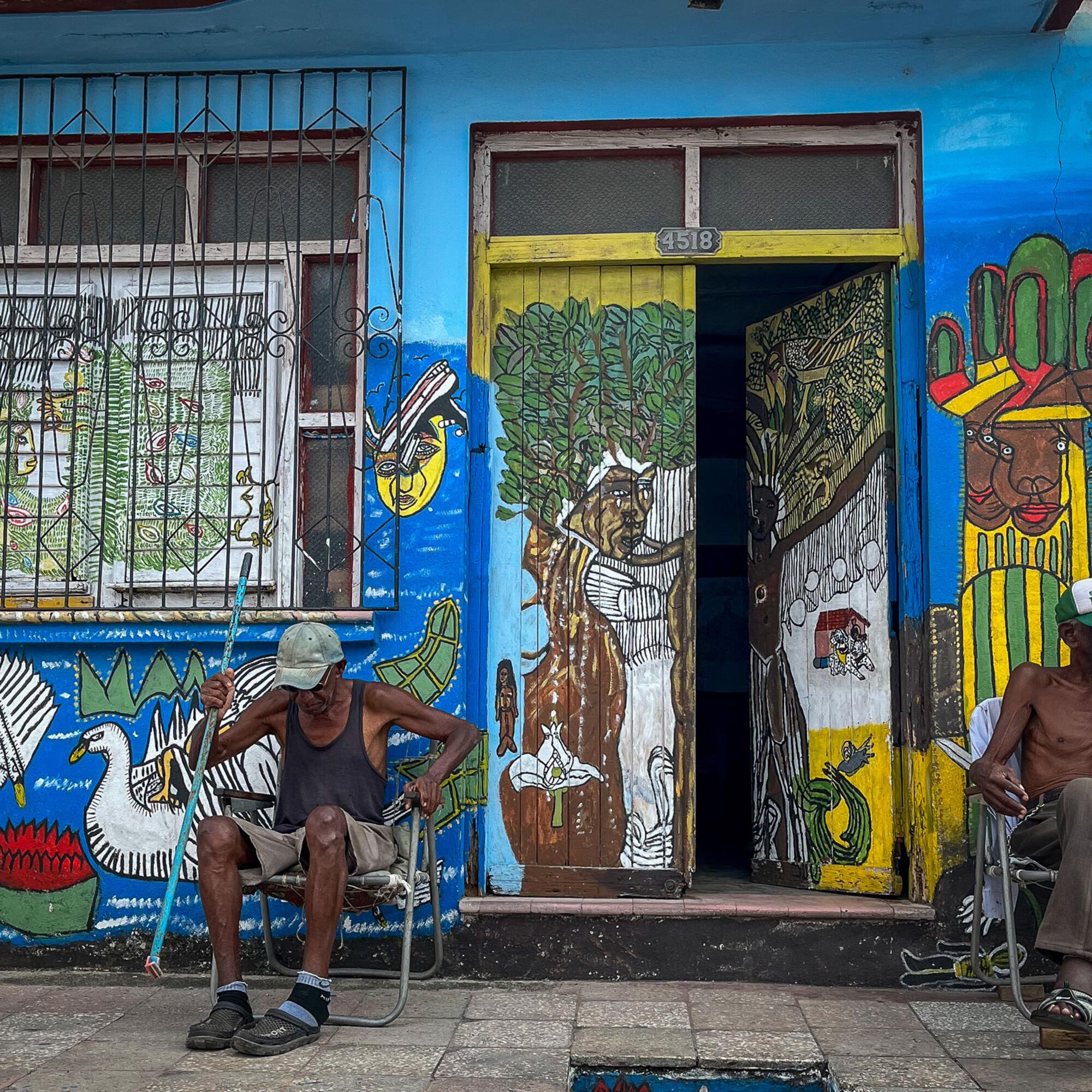 Fachada parte del proyecto Trazos Libres, en Cienfuegos (Cuba)