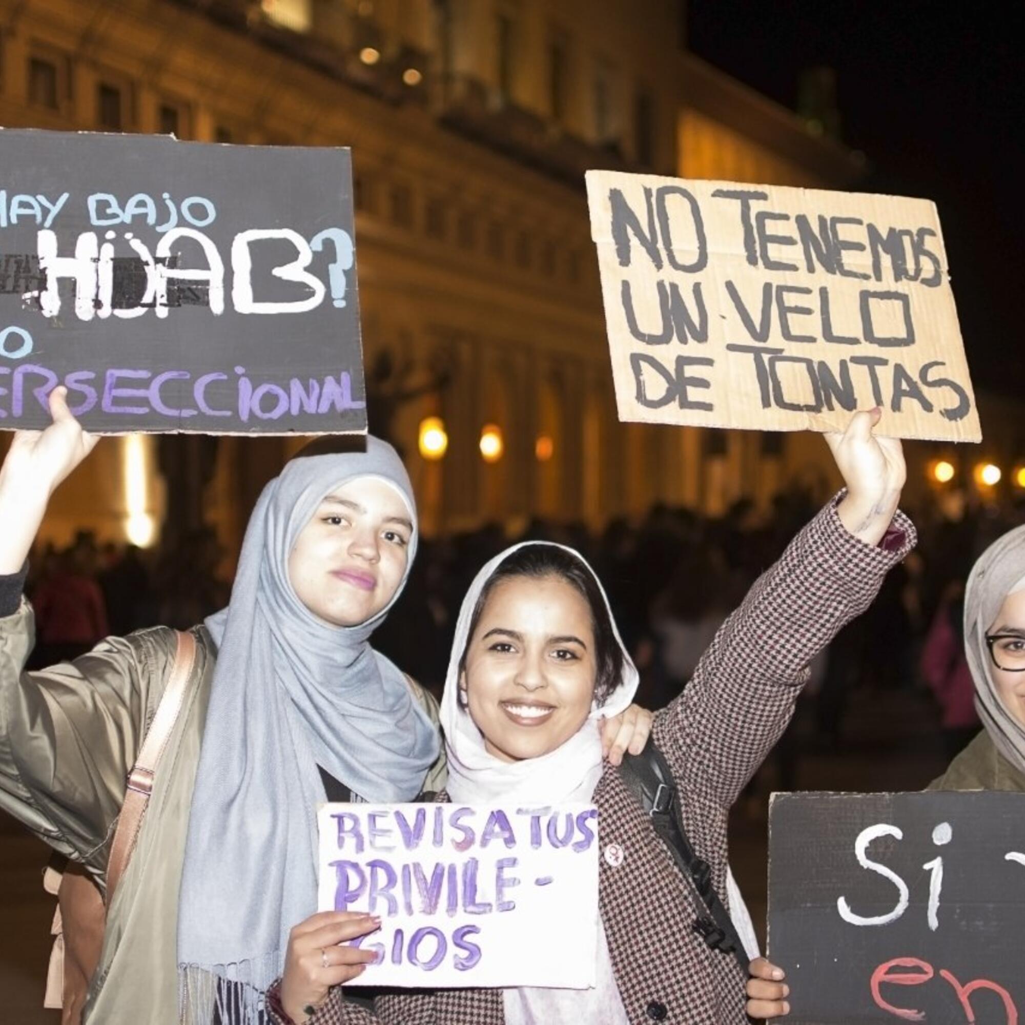 Tres feministas musulmanas.