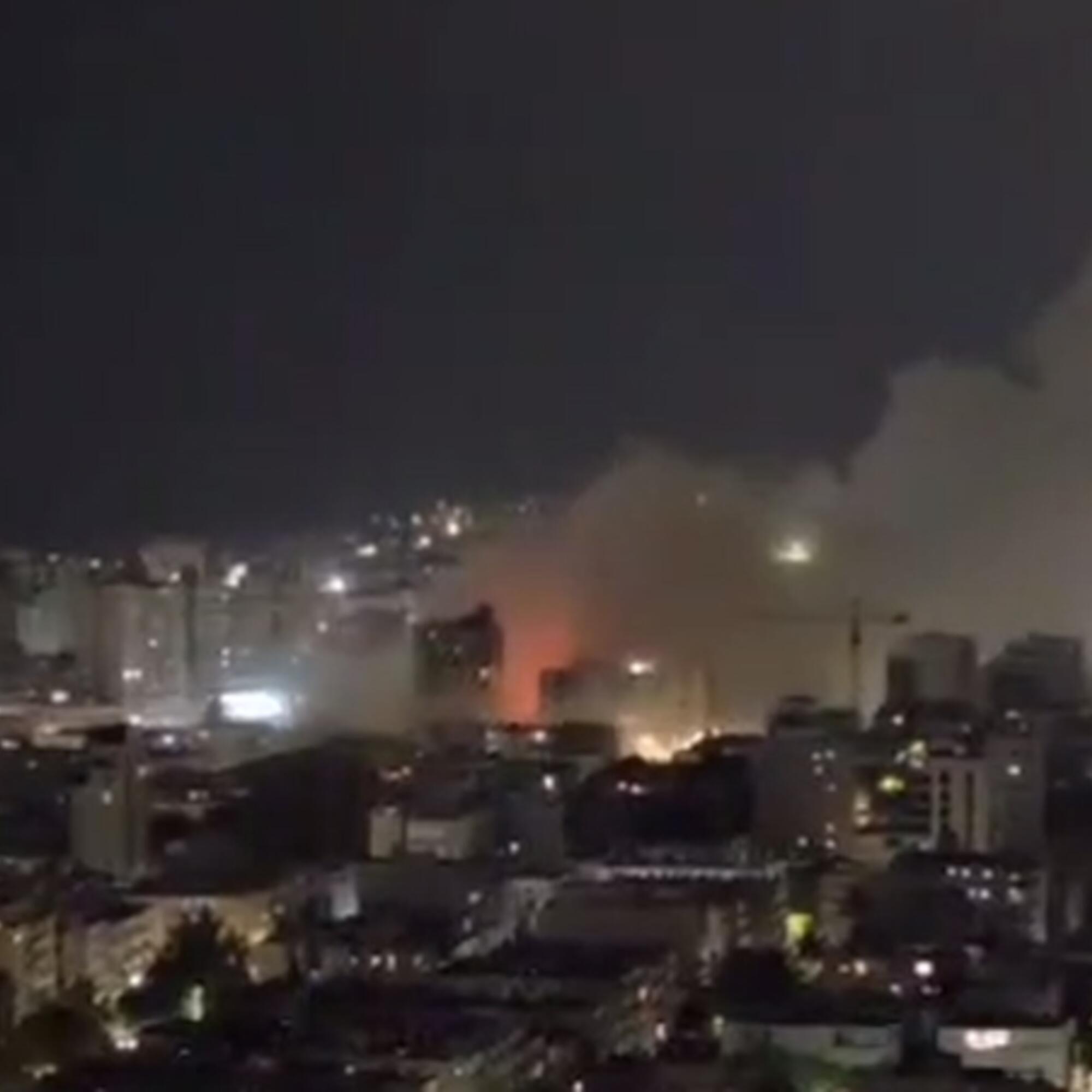 Tel Aviv en llamas en la noche del 15 de junio.