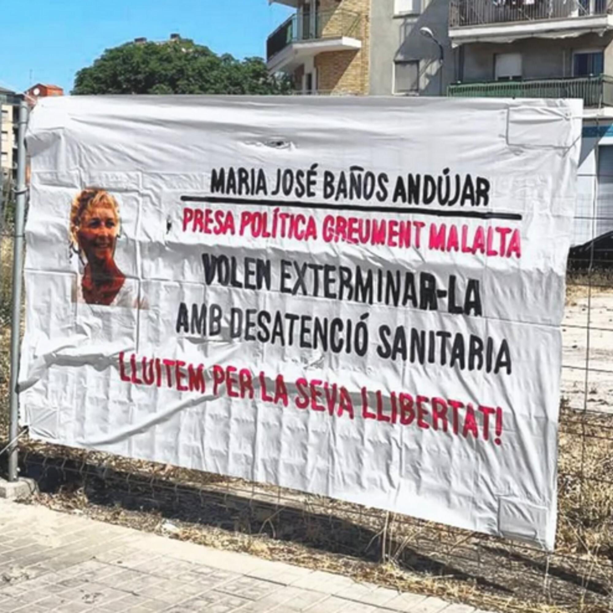 Pancarta por la liberación de María José Baños Andújar.