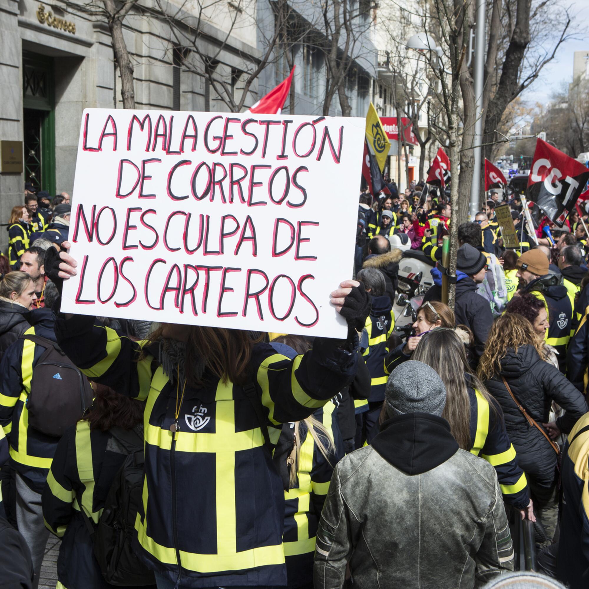 Huelga de Correos_concentración en la Sede Central - 14