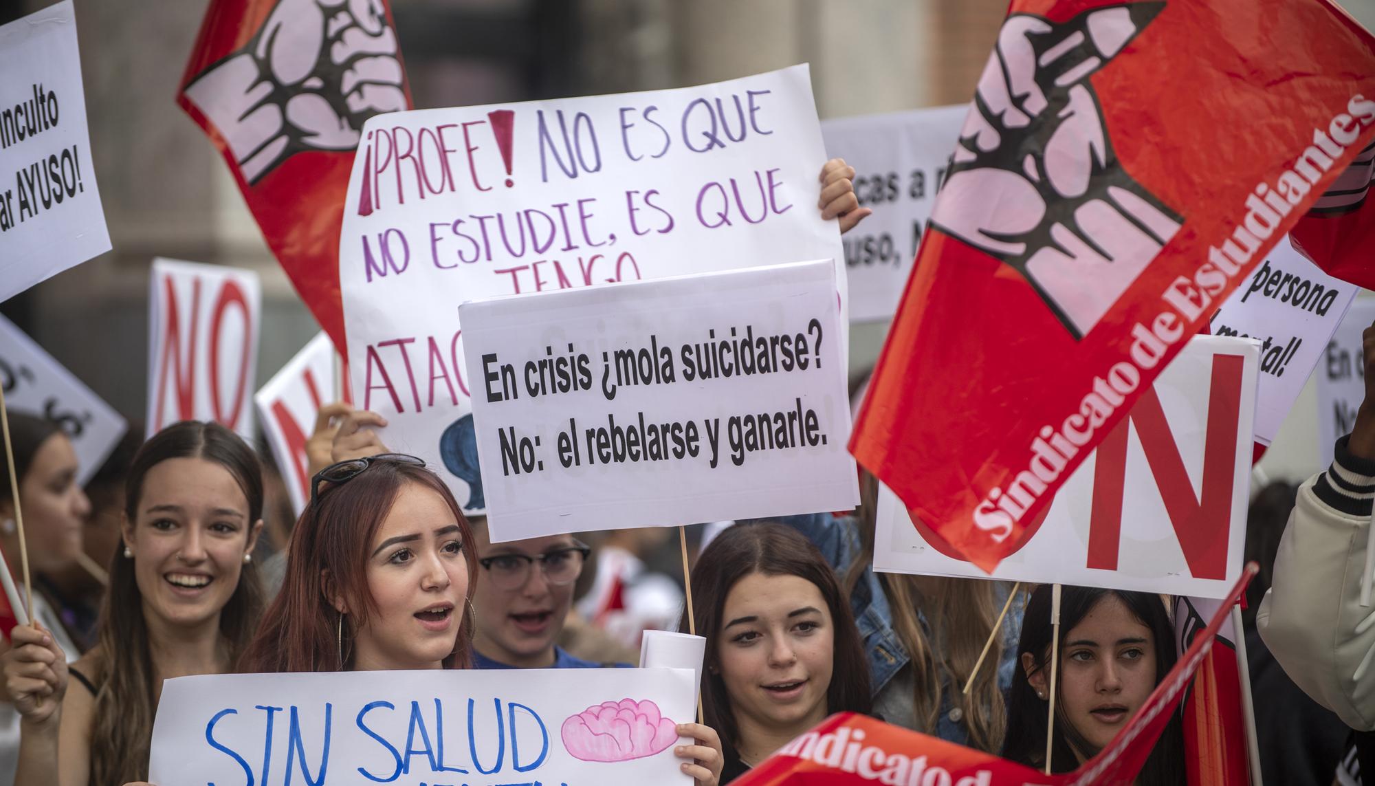 Manifestación Huelga estudiantes Salud Mental - 12