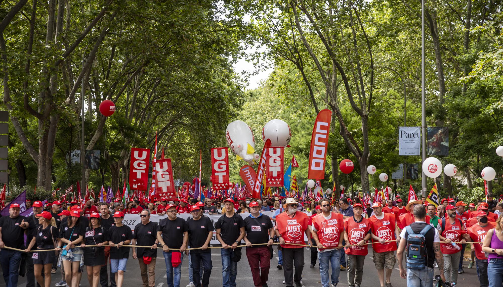 Manifestacion Sindicatos Pacto por la industria - 15