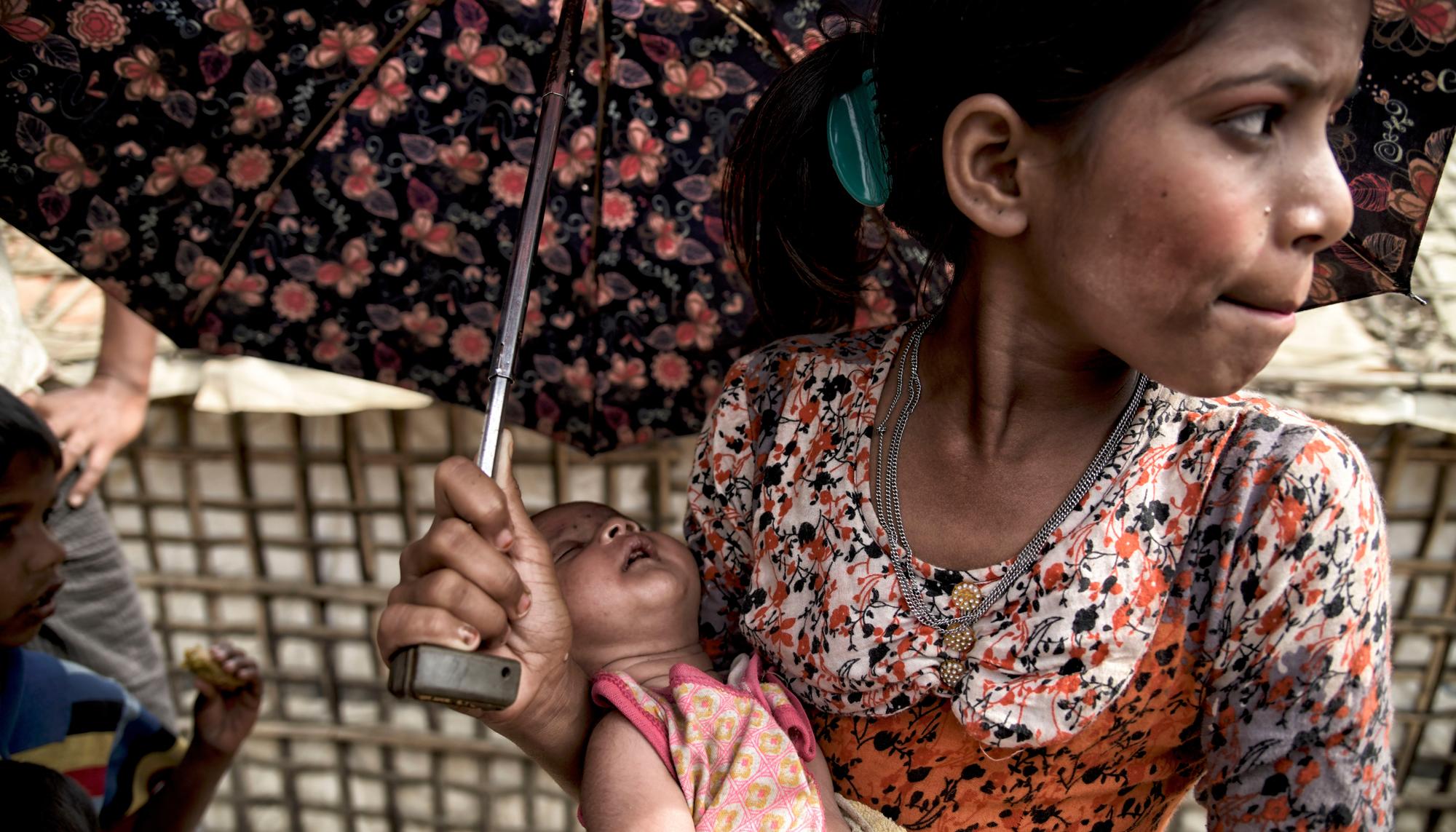 Niña rohingya
