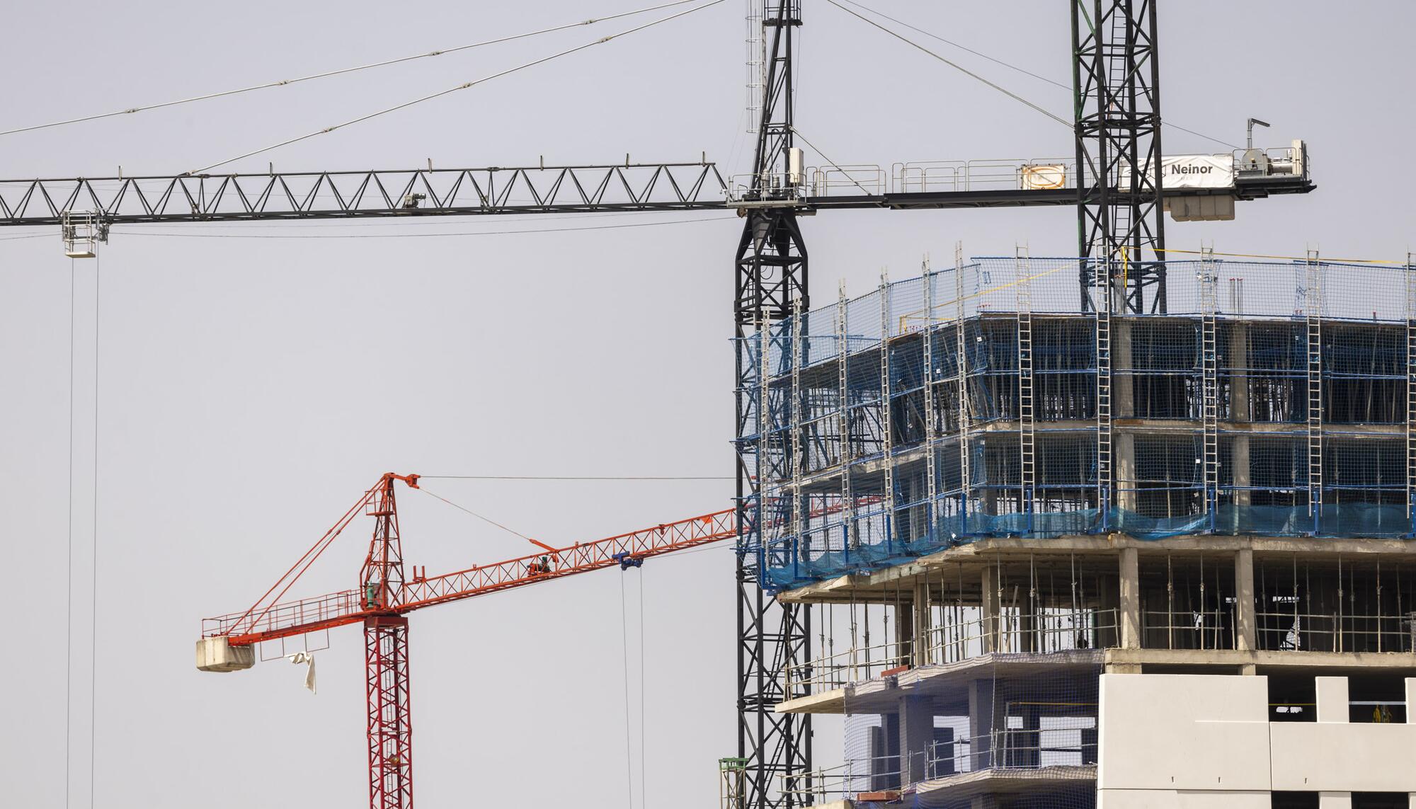 Advertencia Calor Construcción Agosto 25 - 6