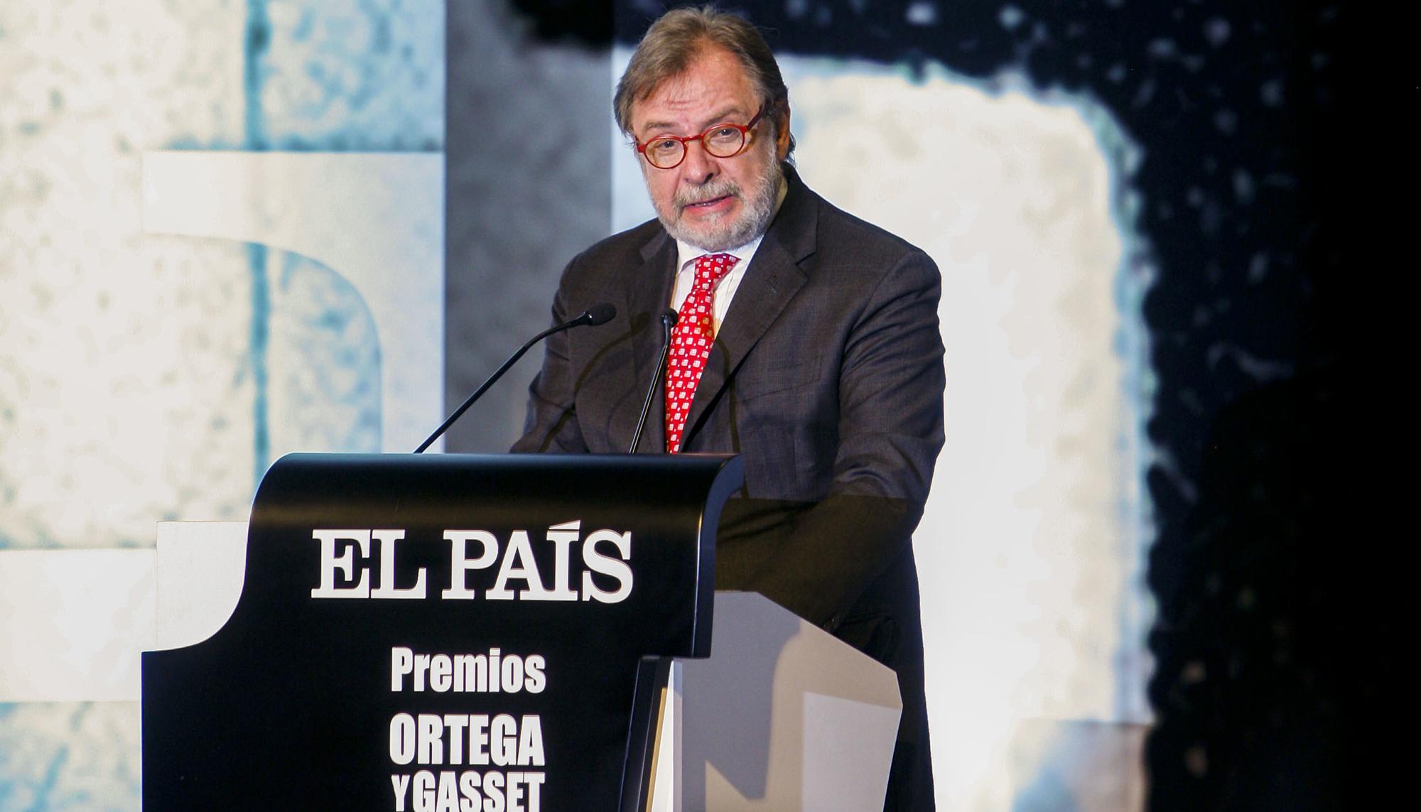 Premios El Pais 2011 - 2 Cebrian