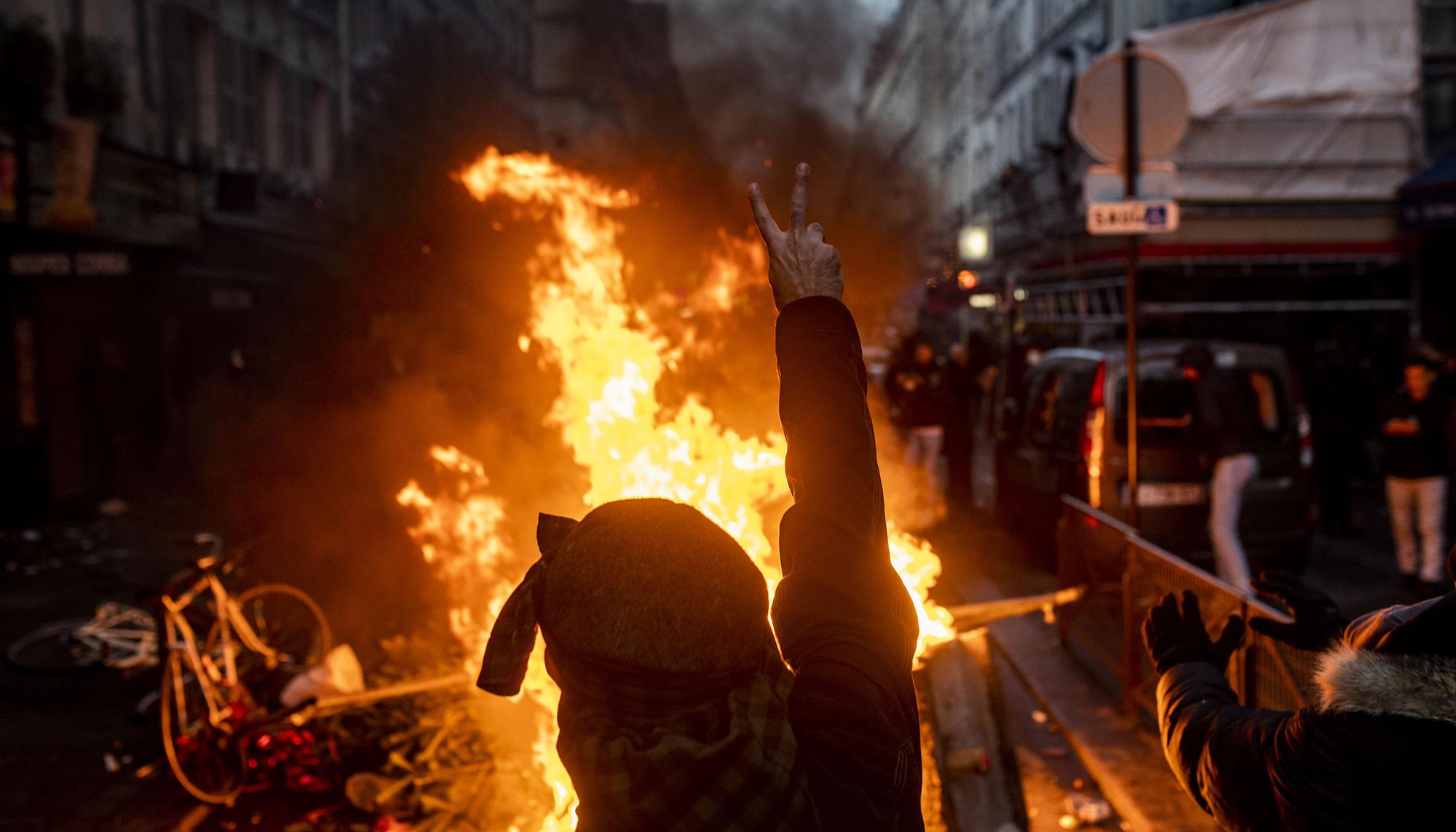 Kurdos disturbios Paris - 7