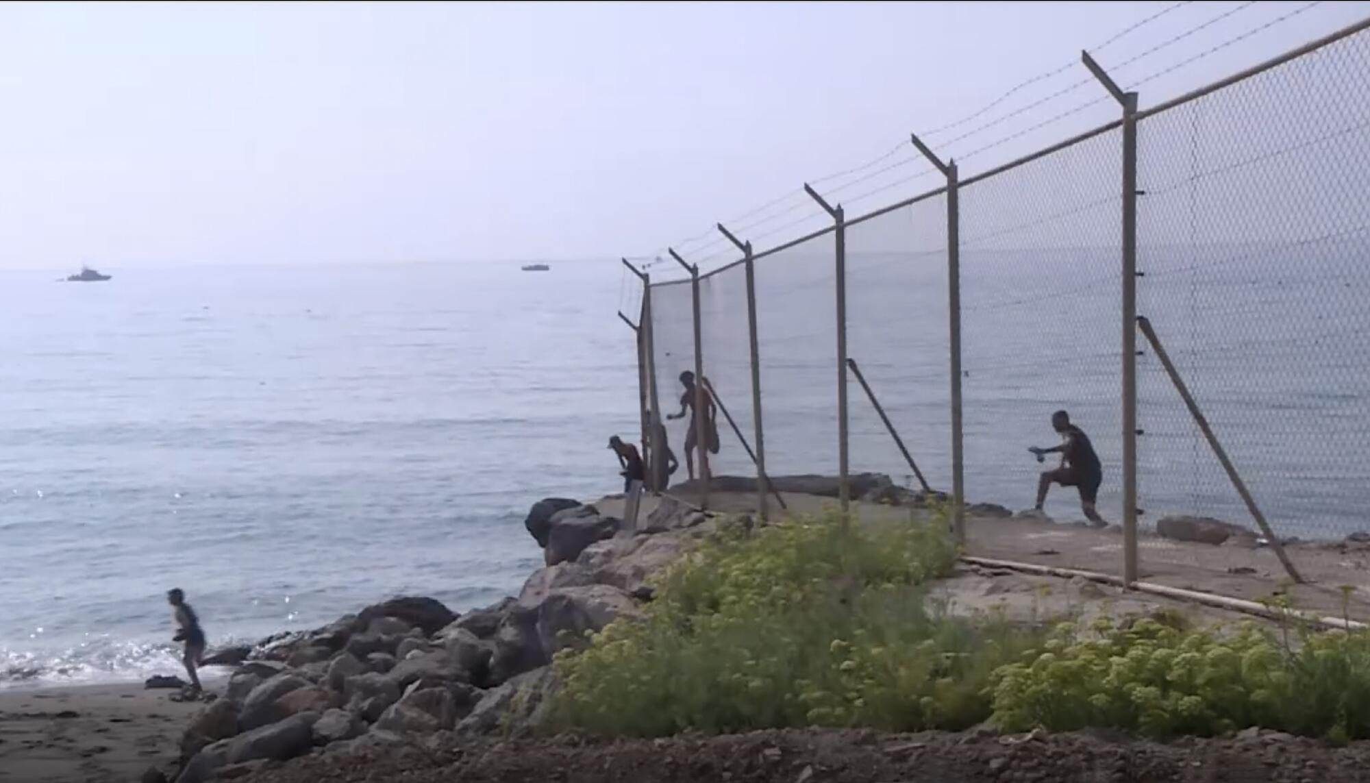 Paso migrantes Ceuta  30-07-2026 2