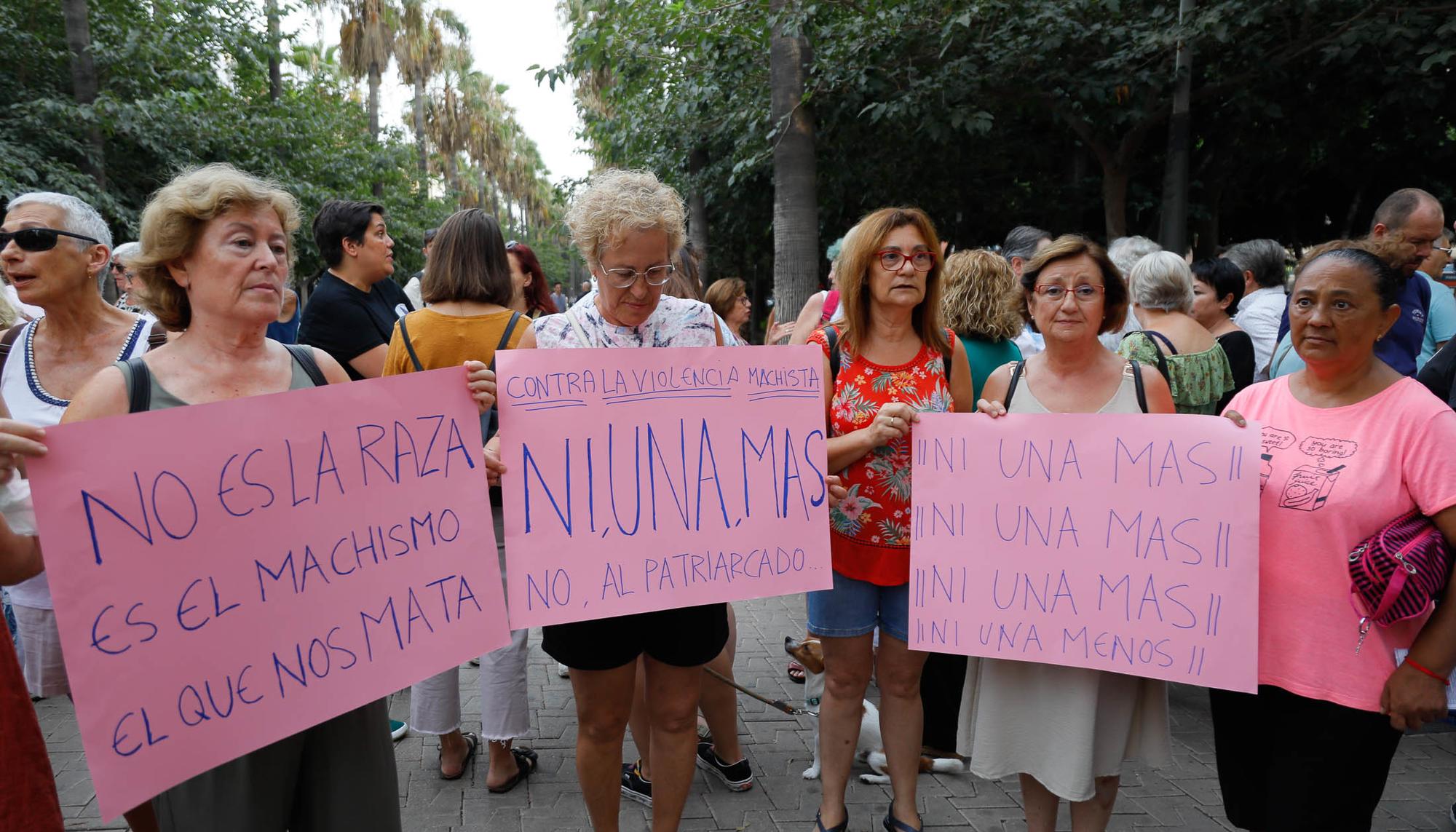Concentración feminicidio Almeria - 5