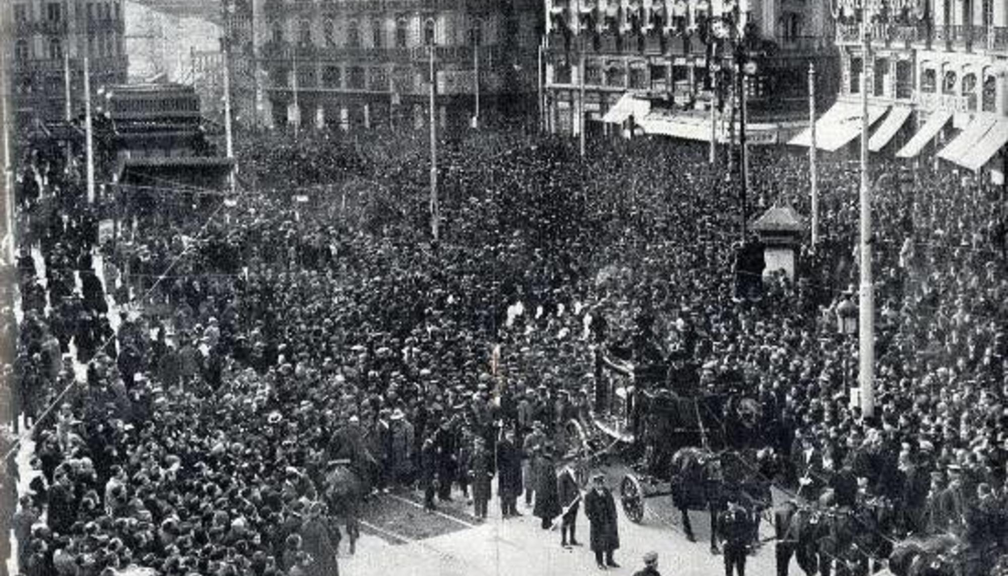 Entierro del escritor en Madrid