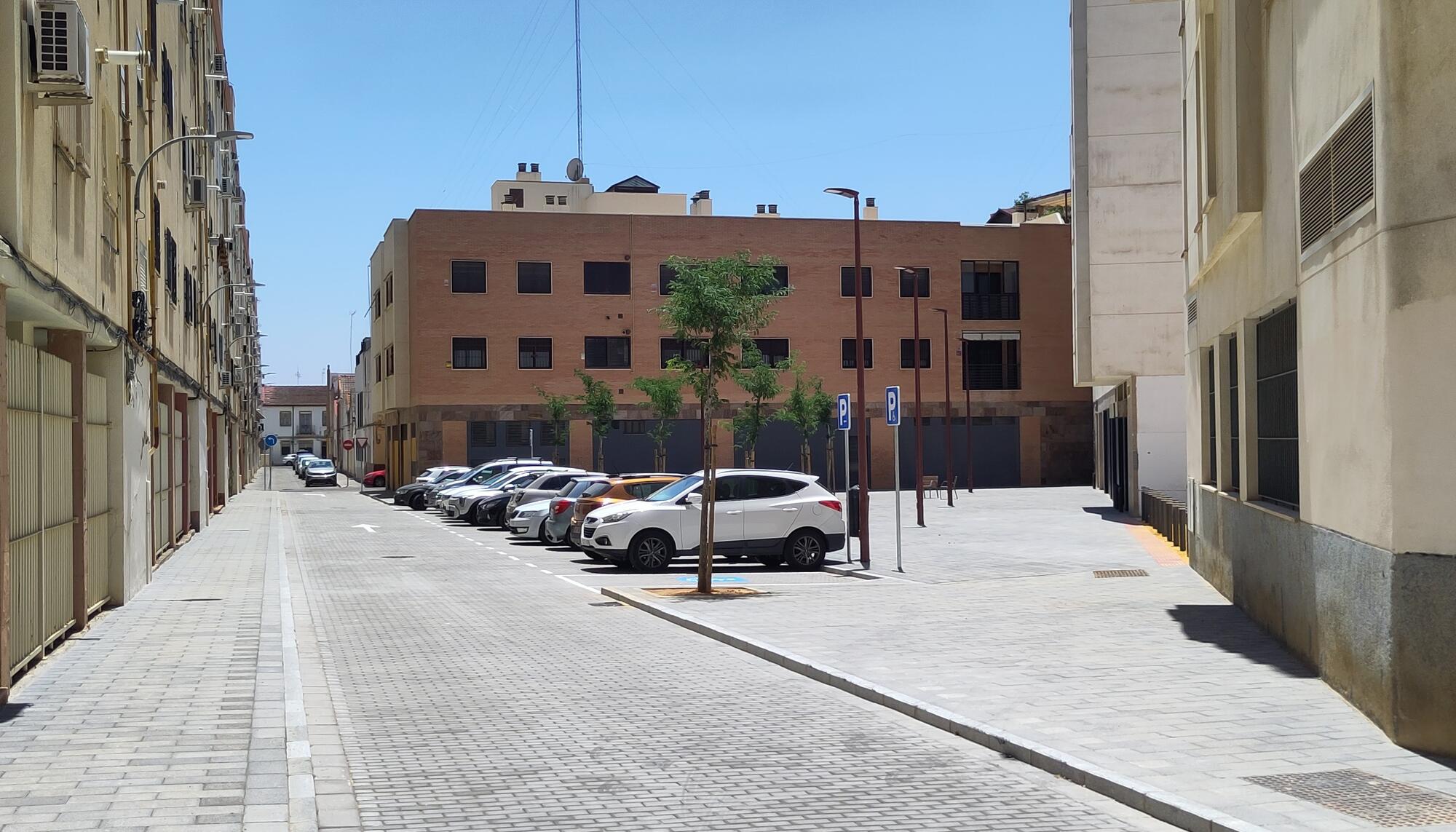 Calor urbana. Sin sombra en la ciudad