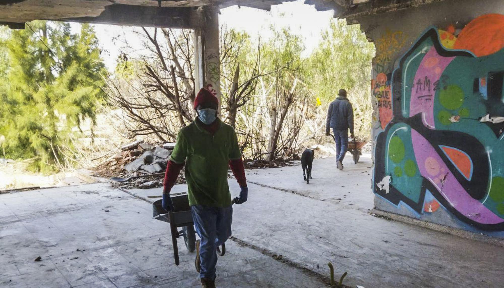 Migrantes en La Garrofera 1