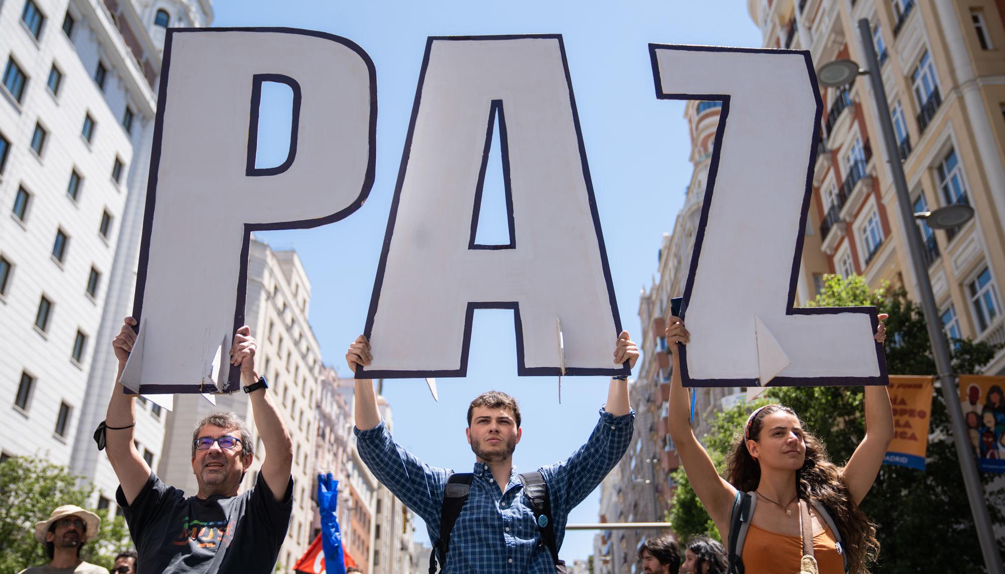 Manifestación contra la cumbre de la OTAN en Madrid - 1