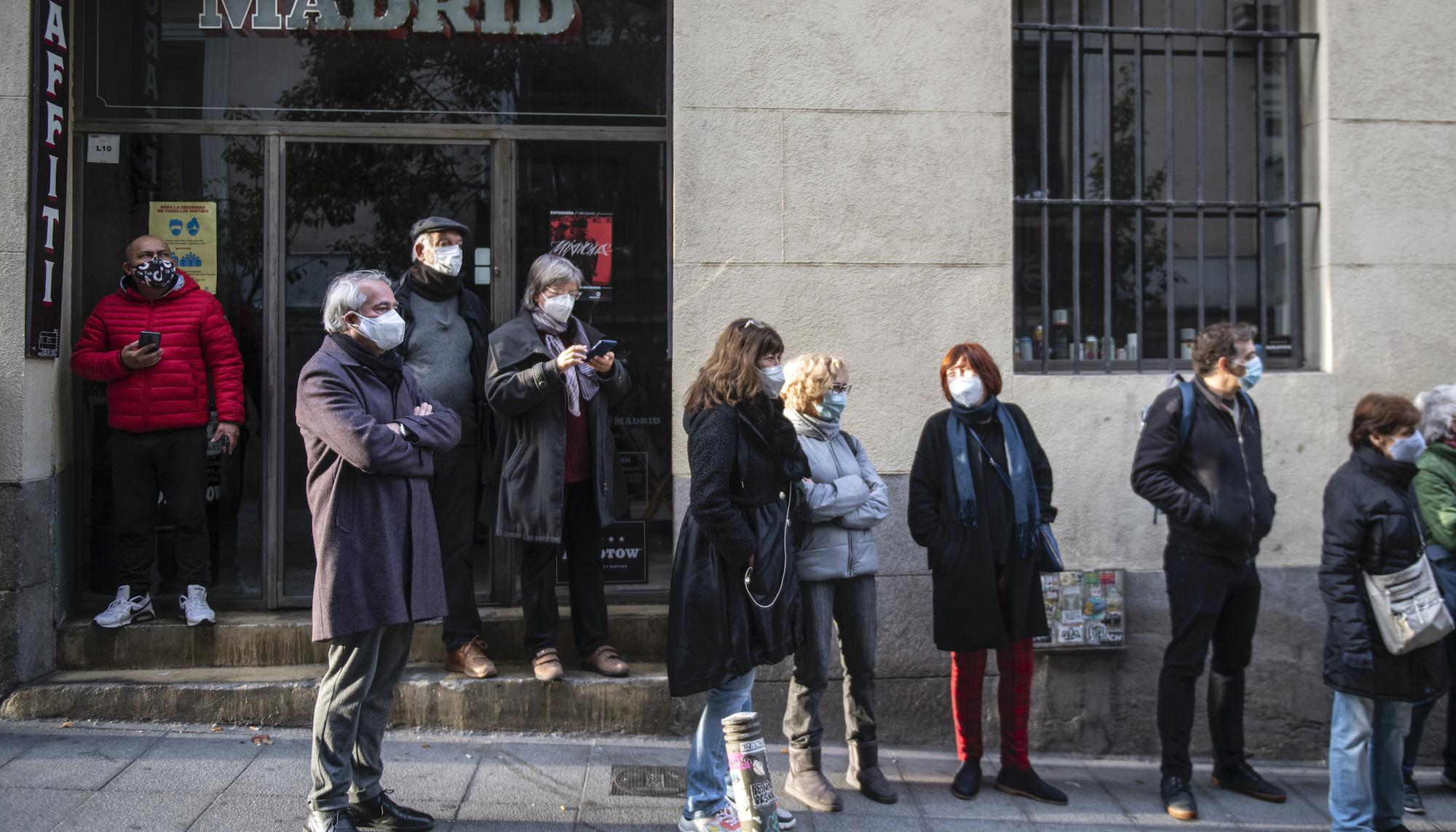 Parado el desalojo de un edificio en Malasaña, el antiguo Palacio de la Infanta Carlota - 2