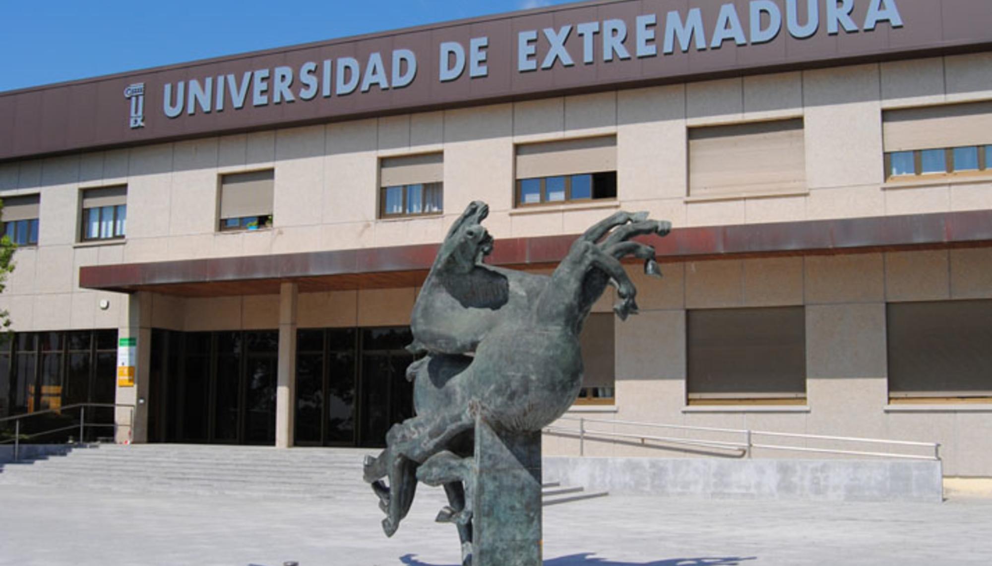 Universidad de Extremadura fachada