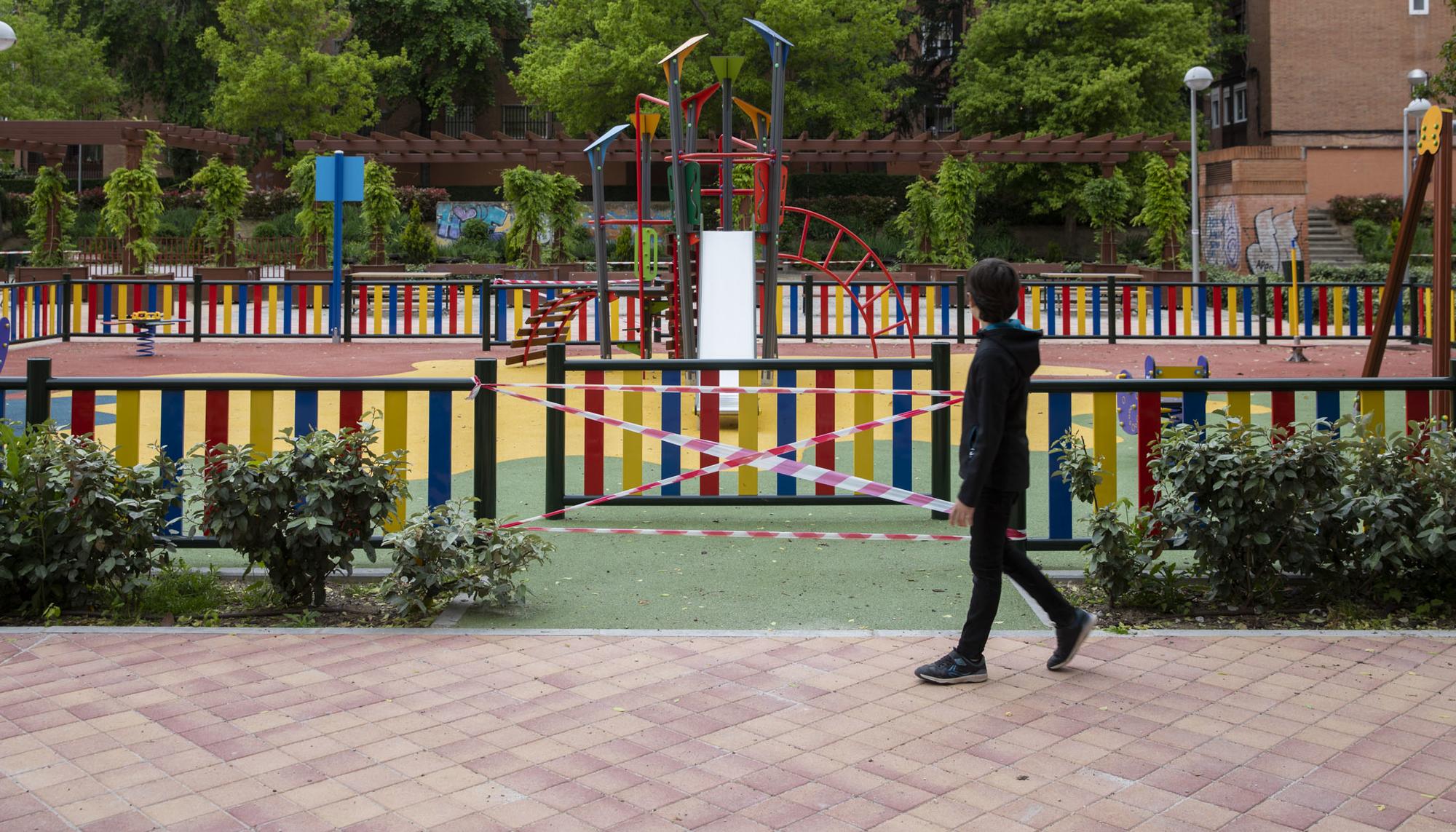 Parque infantil cerrado Covid