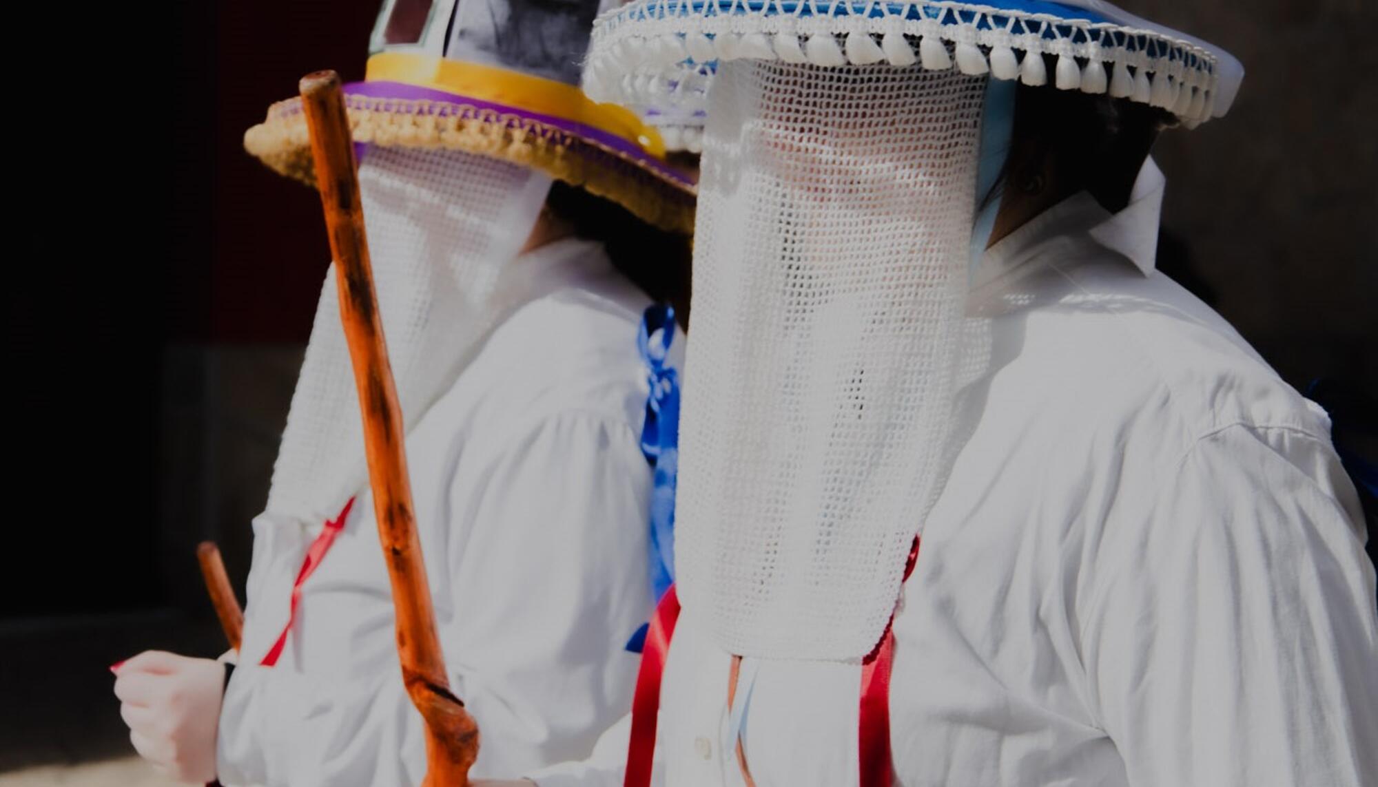Máscaras ancestrais e entroidos tradicionais no encontro senlleiro da mascarada ibérica - 2