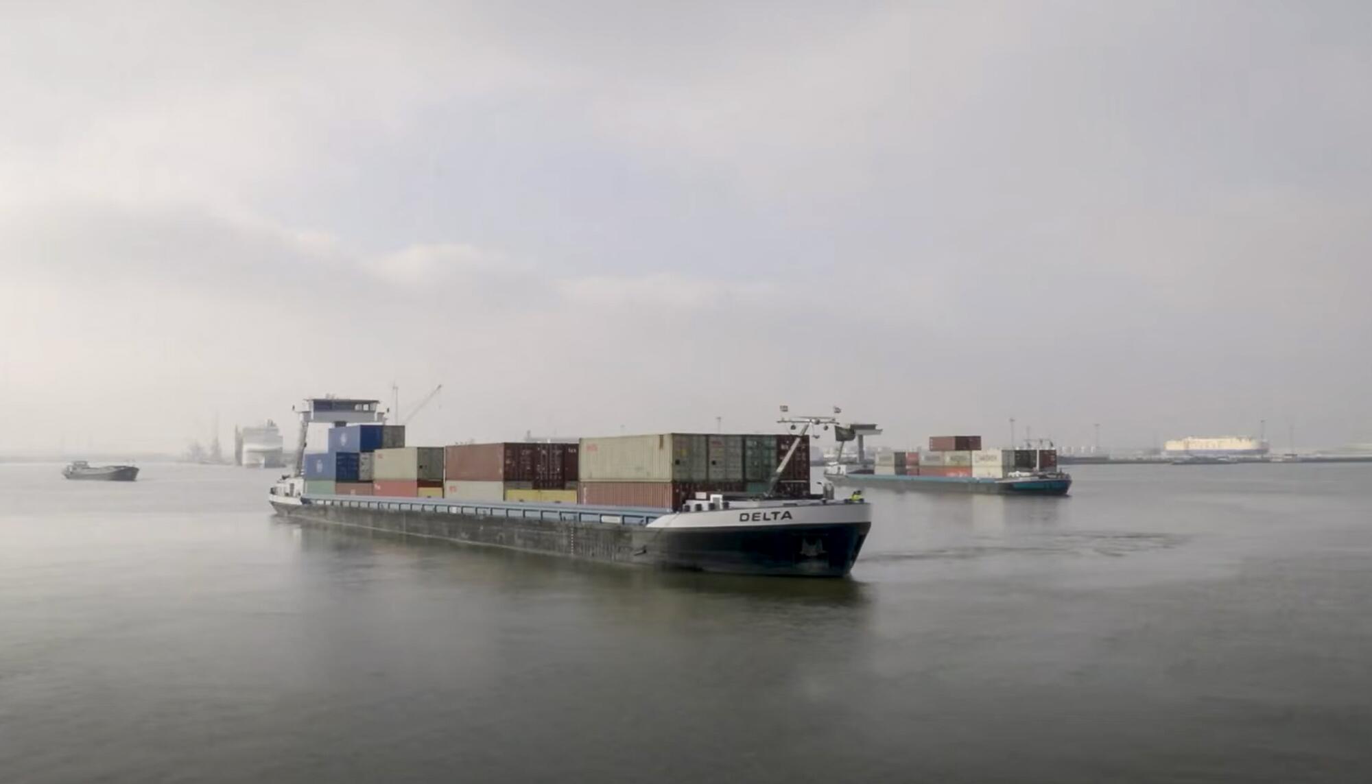 Barcos estrecho de Ormuz