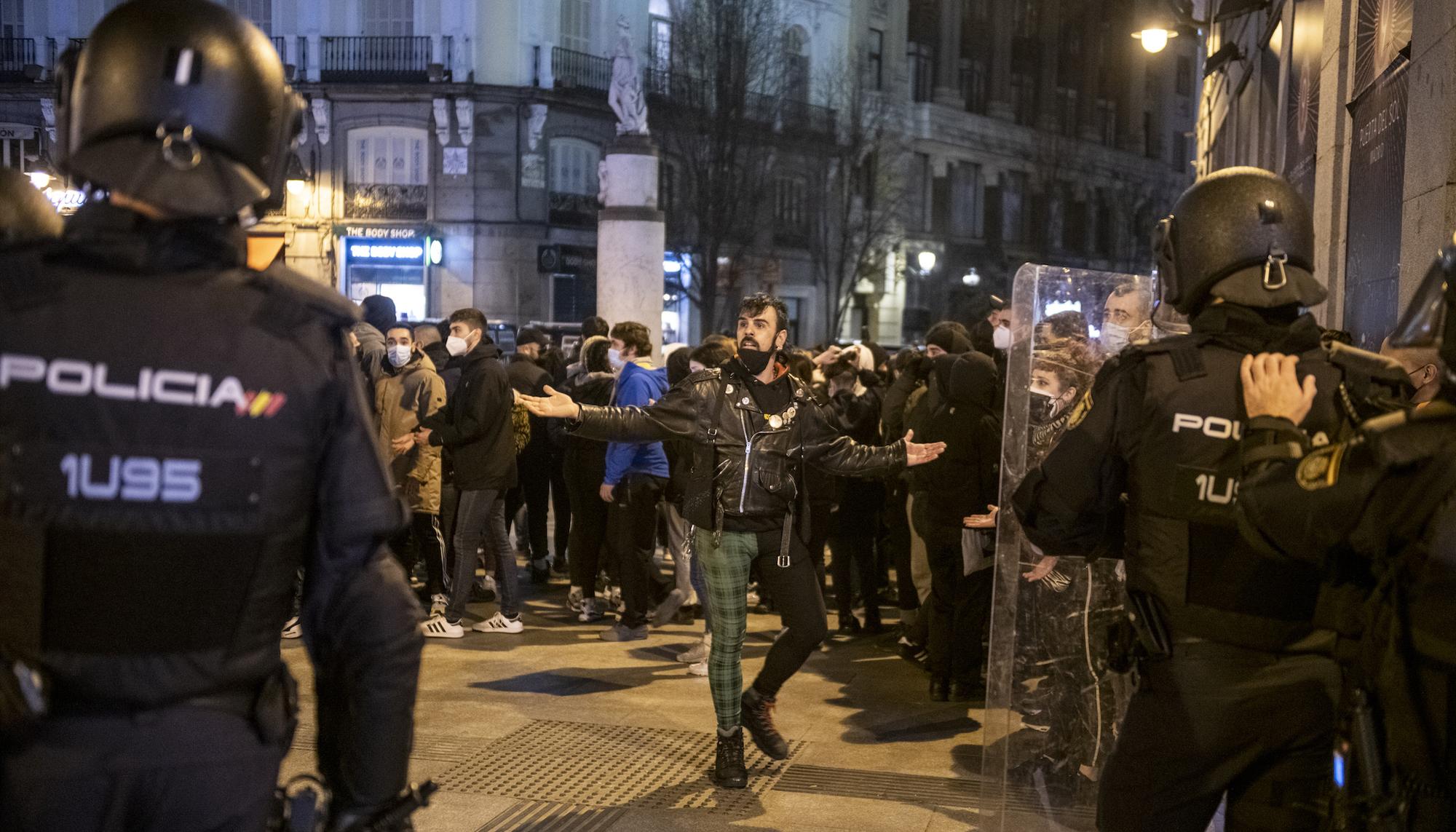 Manifestación en Madrid contra el encarcelamiento del rapero Pablo Hasél. - 1