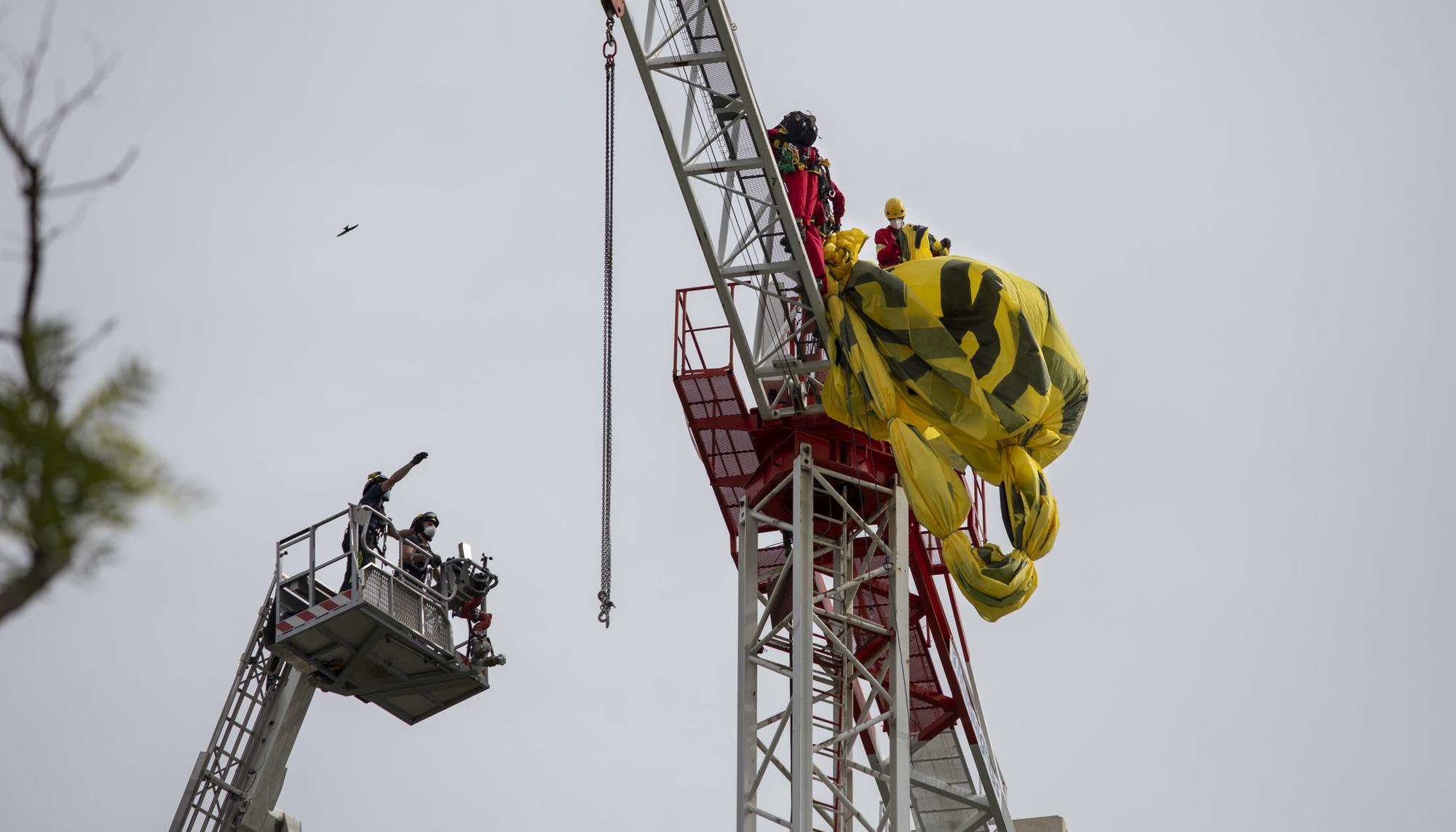 Pancarta Greenpeace empresas contaminantes