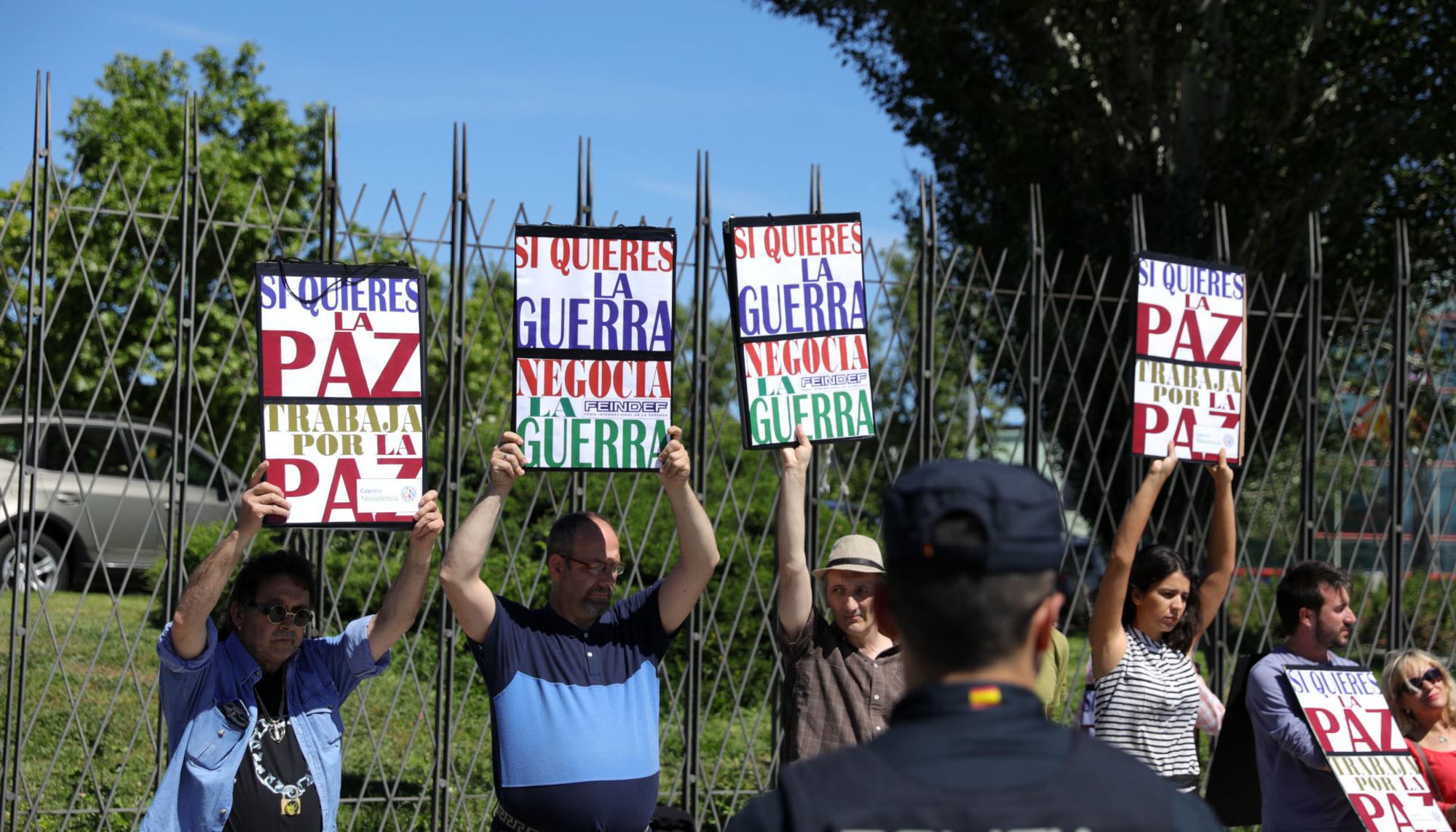 Acción antimilitarista en Feindef 9