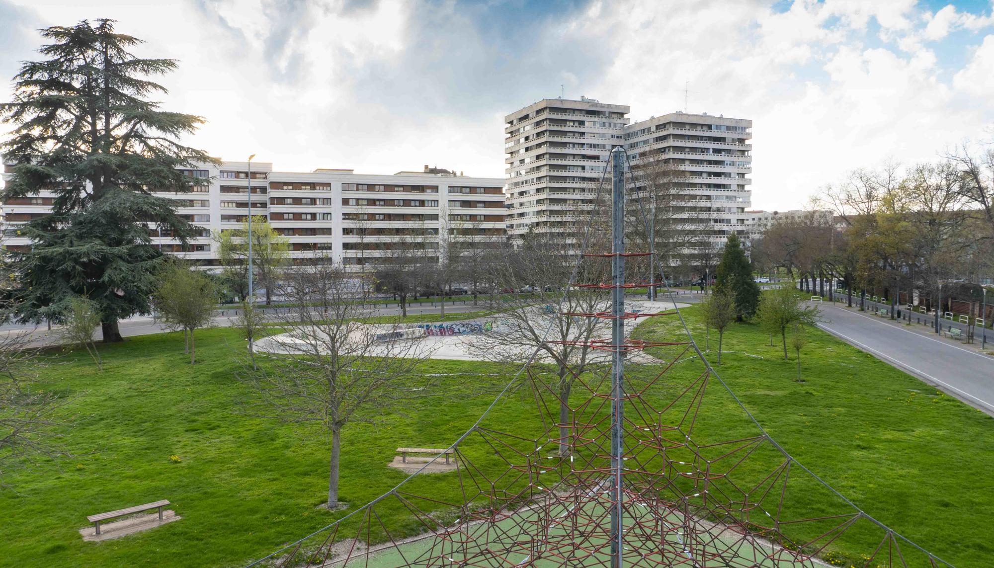 Pamplona Iruñea vacía por el confinamiento a causa del Coronavirus - 6