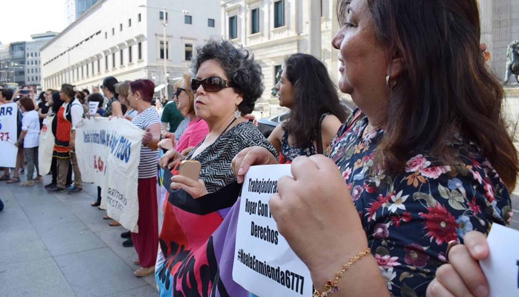 Concentración empleadas hogar en el Congreso 1