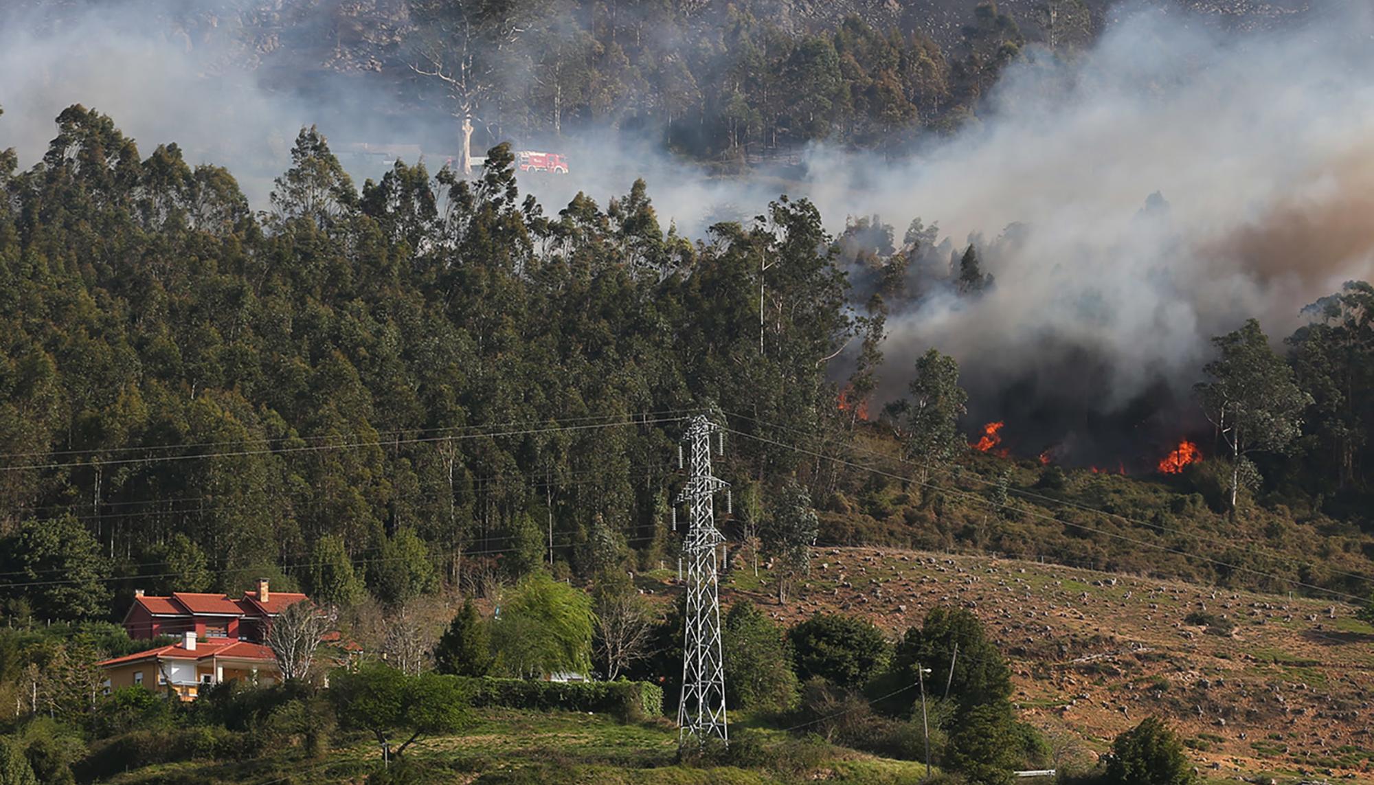 Incendio Oviedo El Naranco - 2