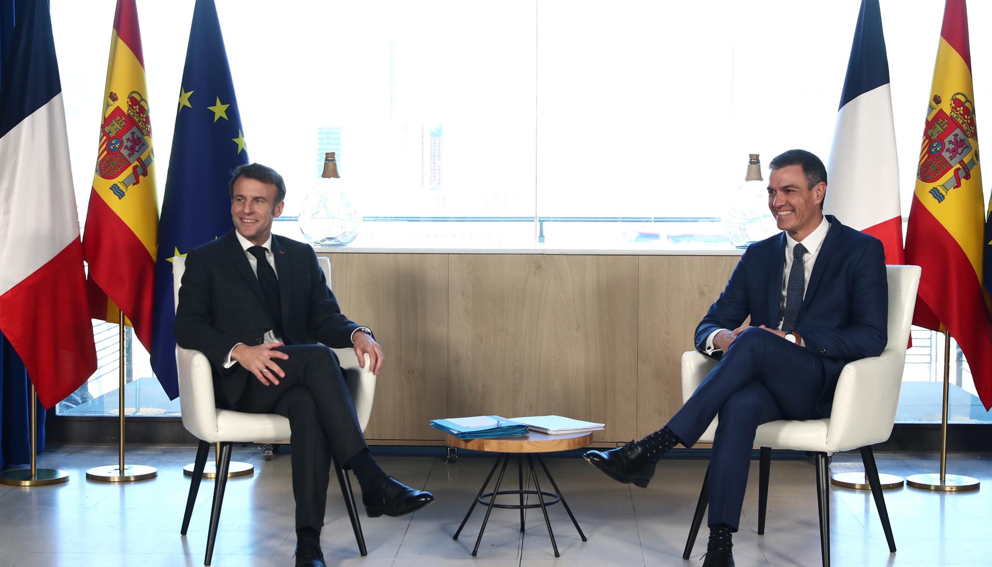 Sanchez Macron - 3