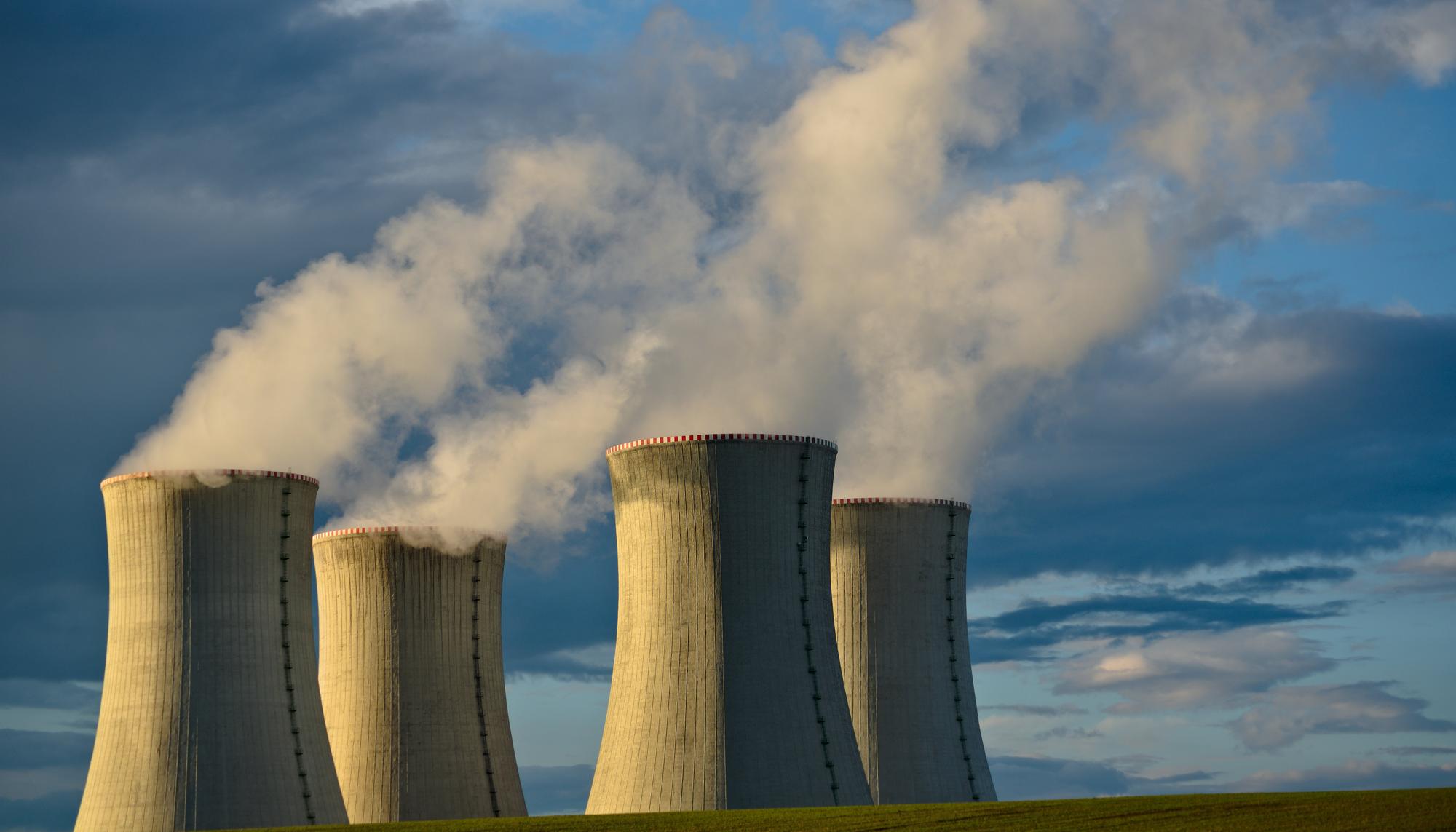 Torres de refrigeración de una central nuclear